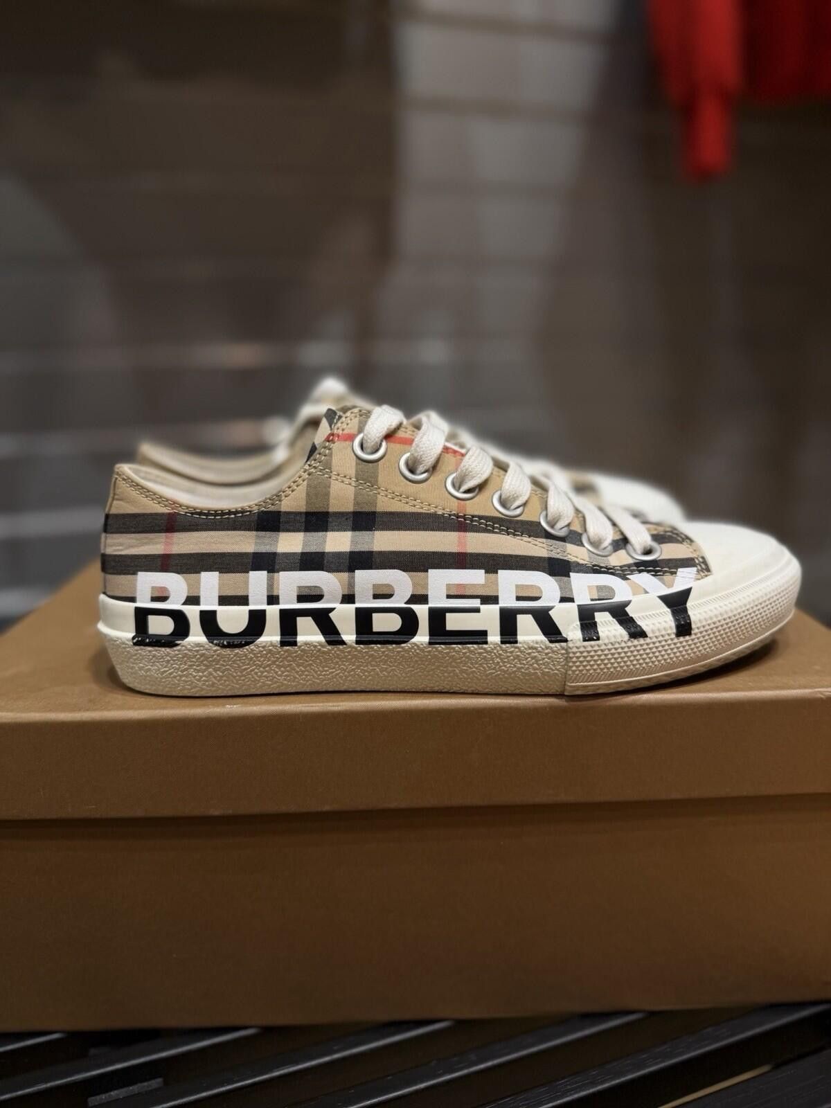 Burberry Burberry Women's Check Logo Lace-Up Size 36.5EU/6.5US W Size US 6.5 / IT 36.5 - 2 Thumbnail
