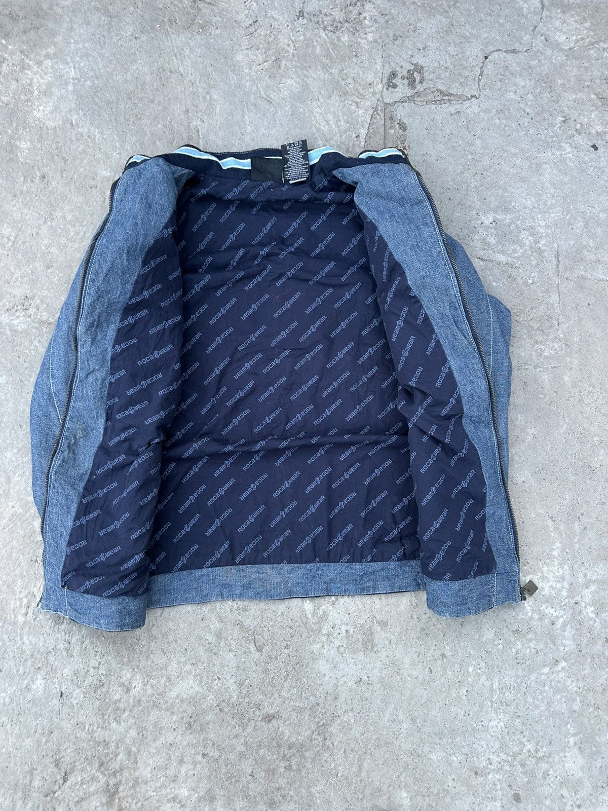 Rocawear Vintage Y2K Rocawear Embroidered Denim Track Jacket Indigo Size US L / EU 52-54 / 3 - 6 Thumbnail