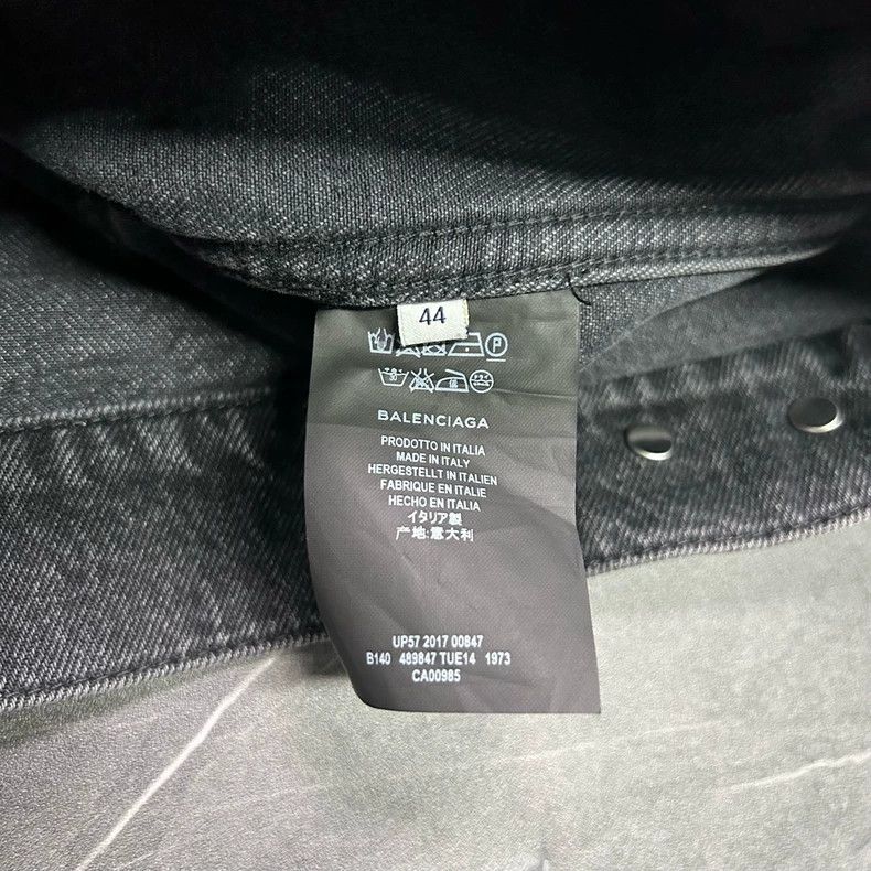Balenciaga Balenciaga Sinners Denim Jacket Size US S / EU 44-46 / 1 - 9 Thumbnail