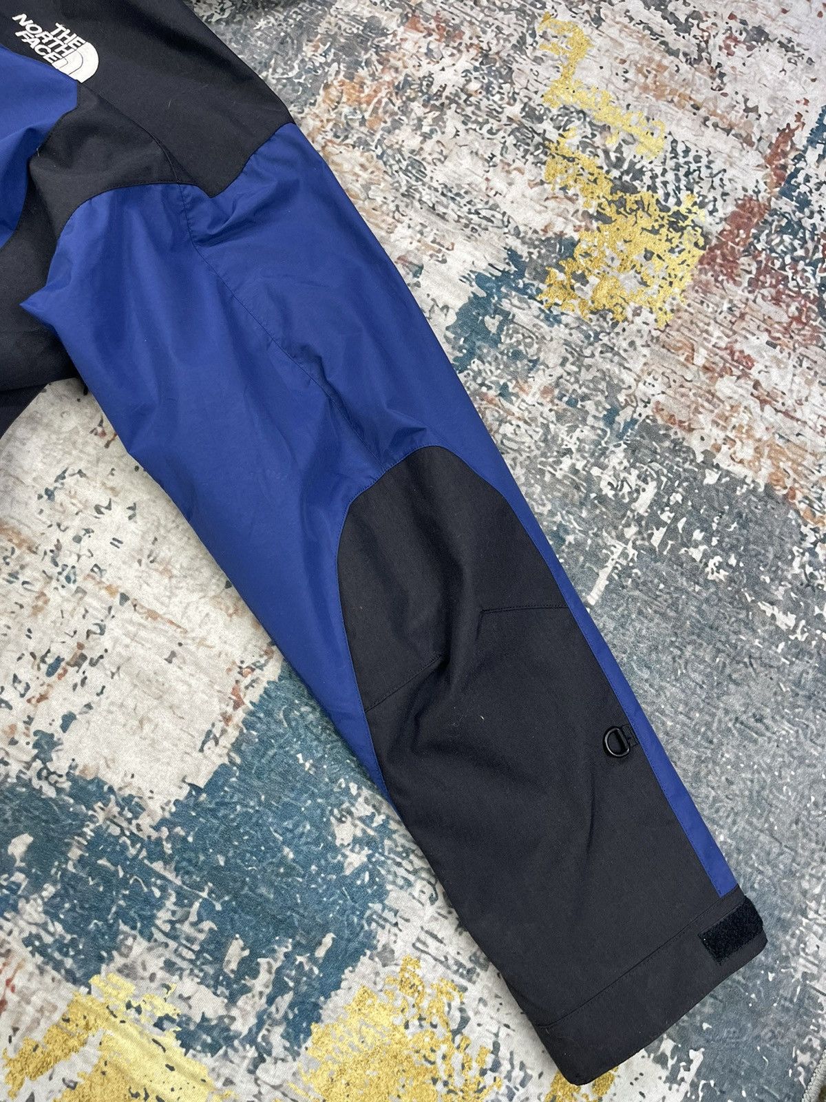 The North Face Vtg 90s The North Face Gore-Tex Mountain Light Jacket Size US L / EU 52-54 / 3 - 5 Thumbnail