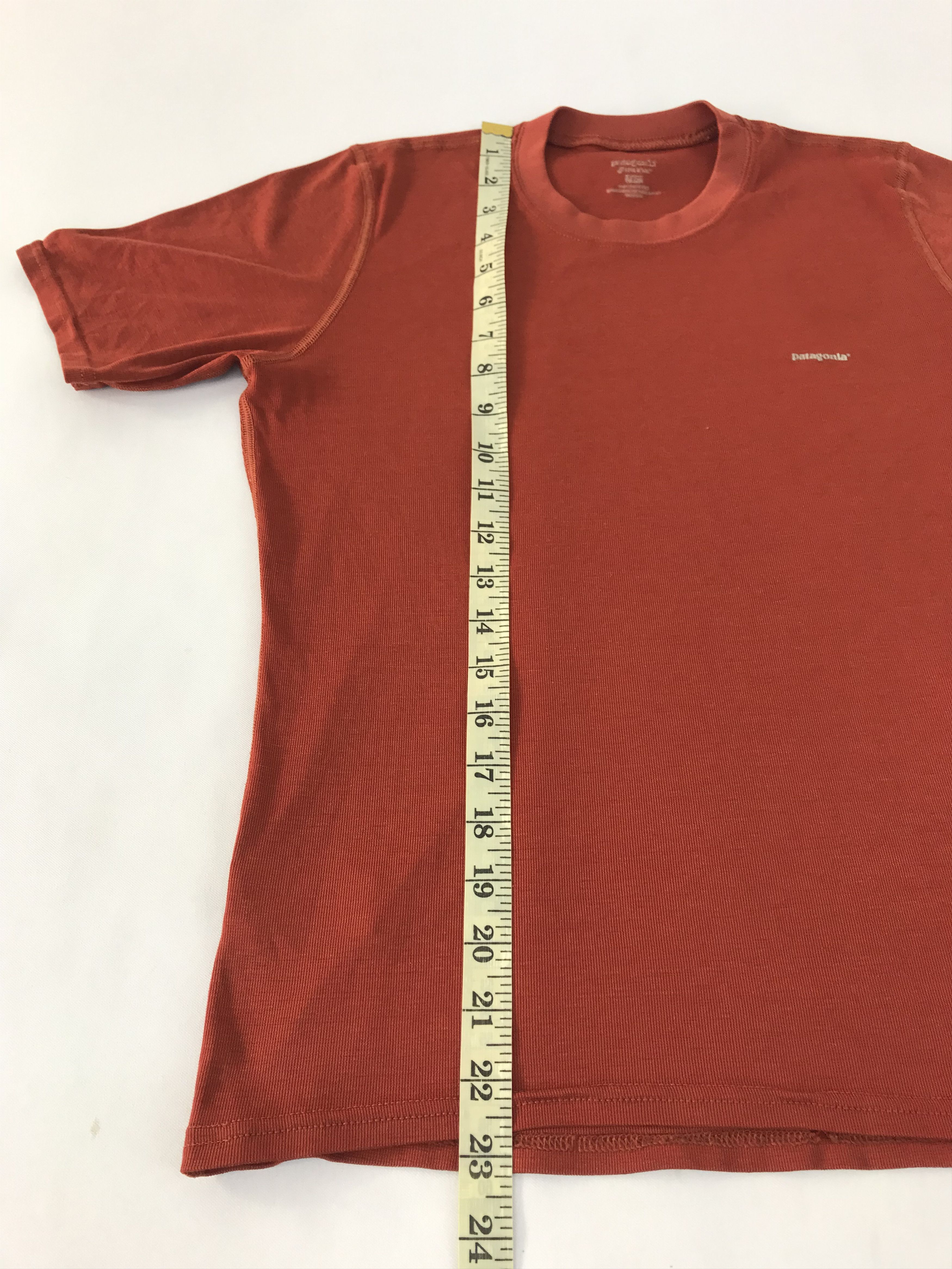 Patagonia 90s Patagonia Plain Printed Tee Outdoor Brand Size US S / EU 44-46 / 1 - 9 Thumbnail