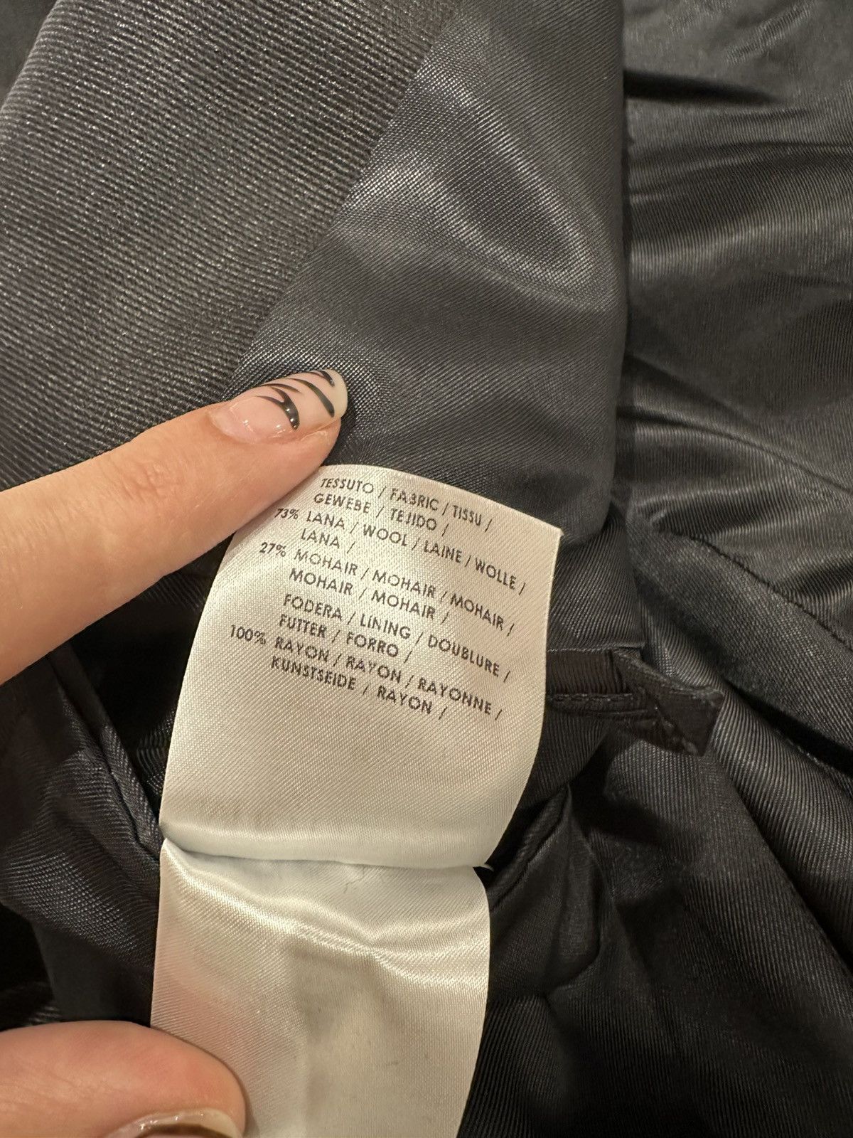 Alexander McQueen 3000$ retail Alexander Mcqueen Tuxedo jacket Size 48R - 7 Thumbnail