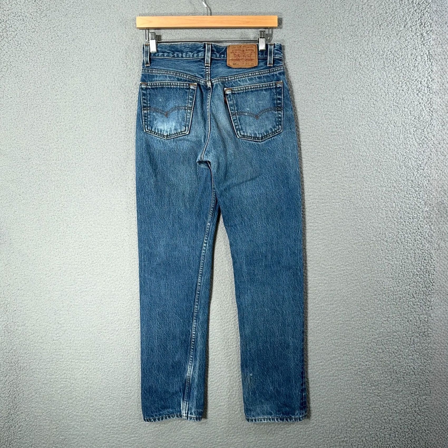 Levi's VINTAGE Levi's 501 Jeans Mens 30x31 Blue Denim Straight 90s USA 1994 653 WW Whiskers Classic Comfort Fit Size US 30 / EU 46 - 2 Thumbnail