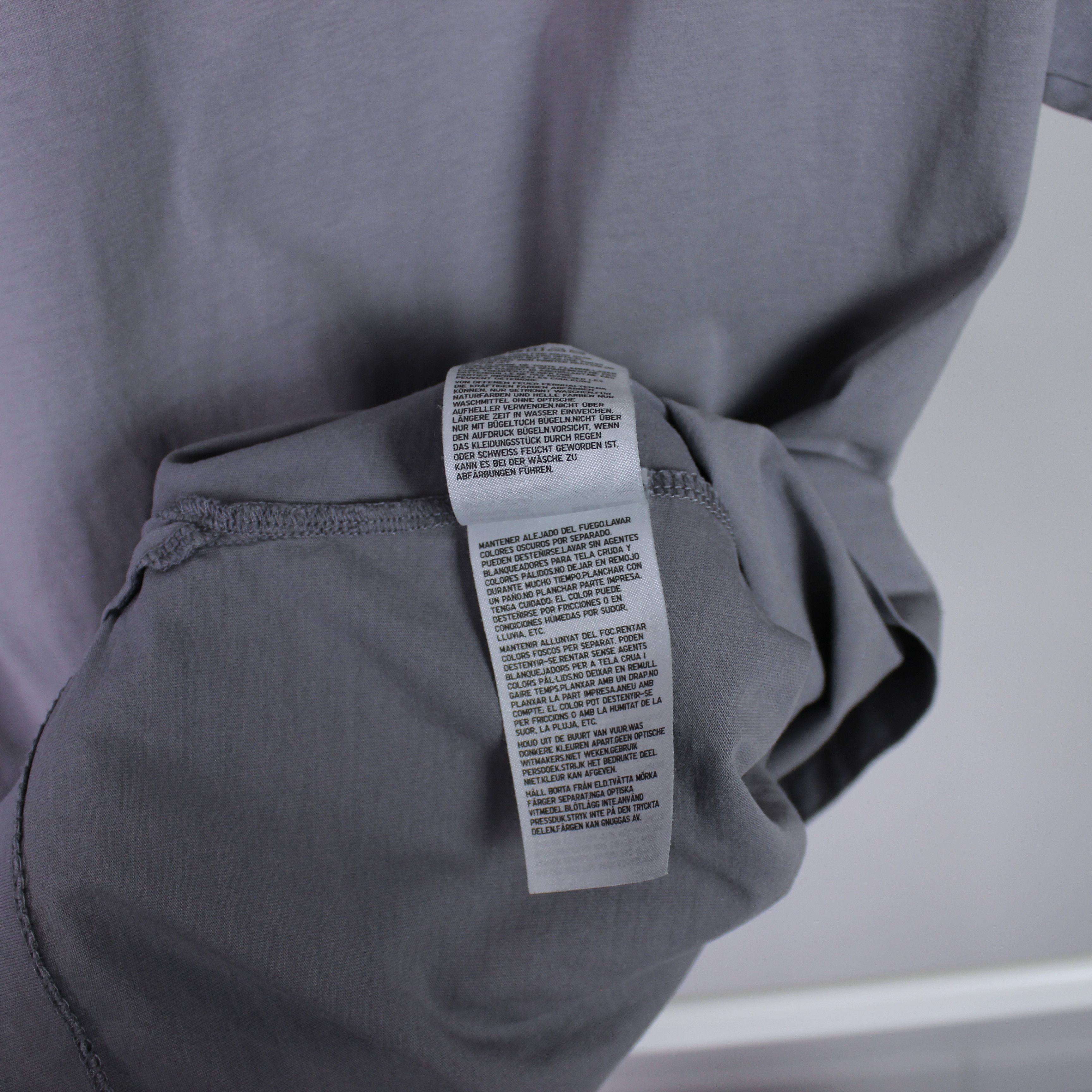 Jil Sander × Uniqlo Uniqlo & Jil Sander men t shirt tee Cotton M L J+ Size US M / EU 48-50 / 2 - 5 Thumbnail