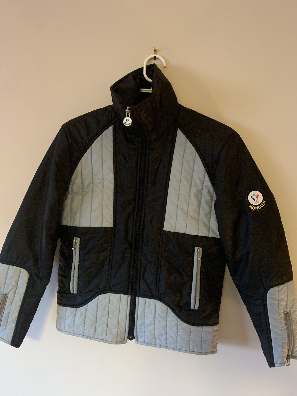 image of Vintage Moncler Grenoble Ski Jacket in Grey, Men's (Size Small)