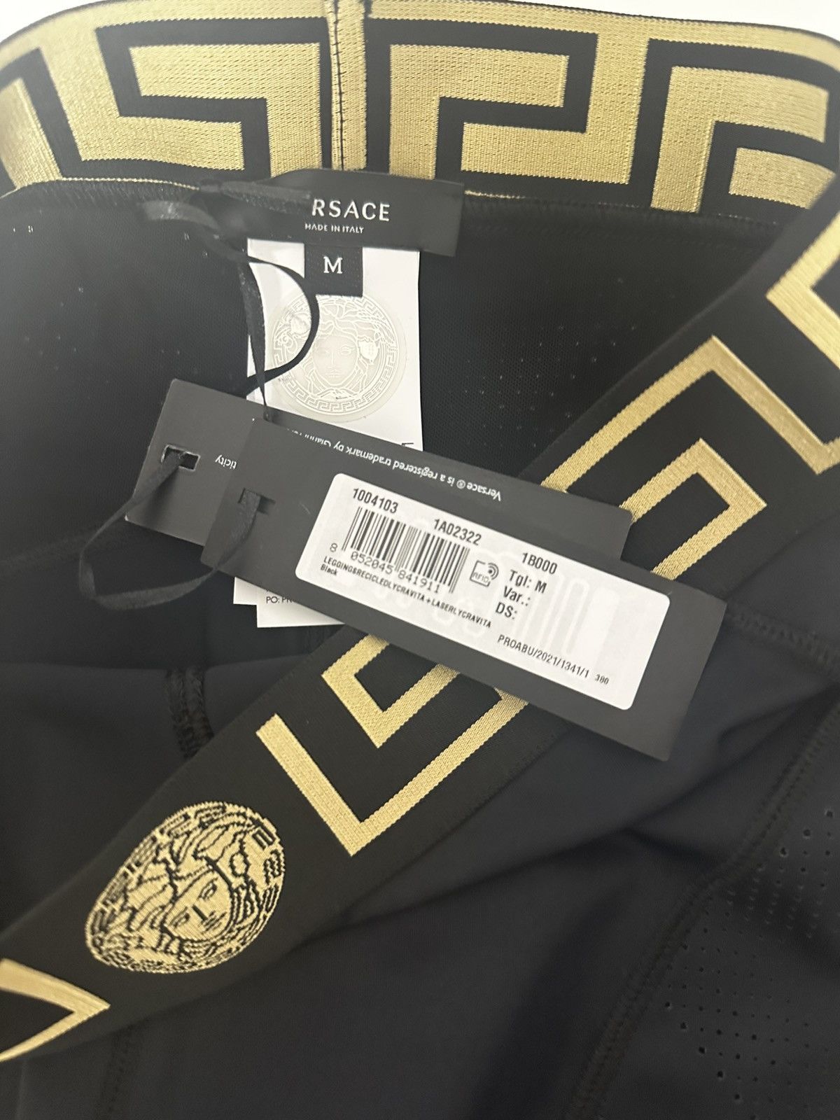Versace Versace Greca Black Leggings Size 28" / US 6 / IT 42 - 7 Thumbnail