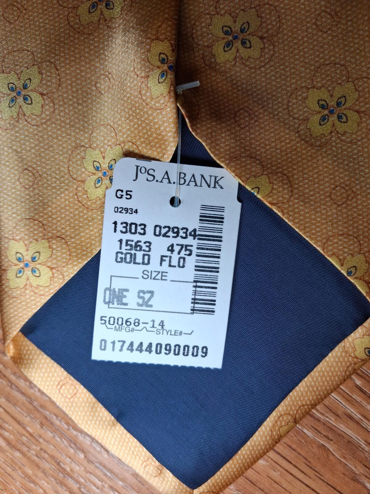 Jos. A. Bank NEW Jos A Bank Silk Tie Gold Floral Made in Italy Wide Size ONE SIZE - 4 Thumbnail