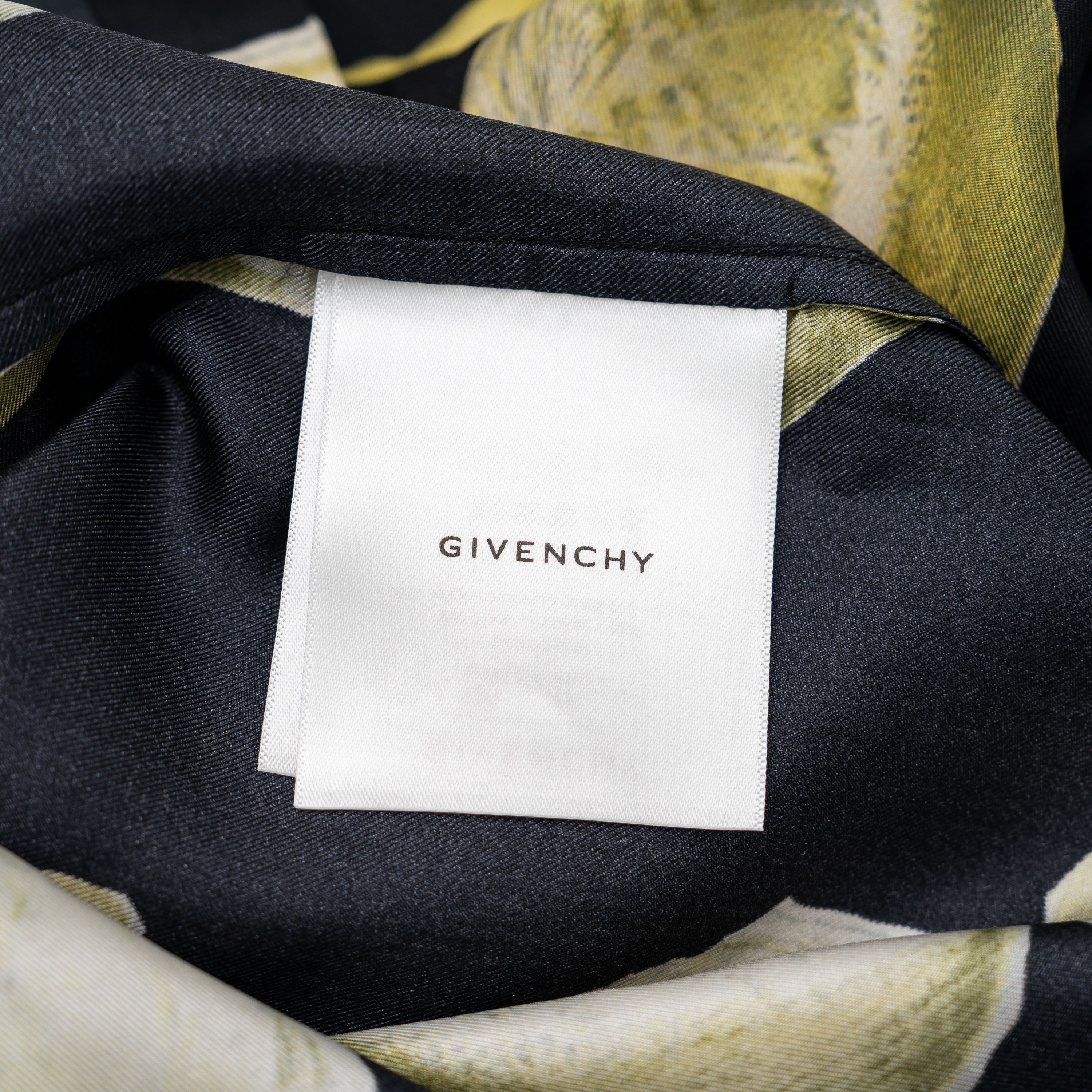 Givenchy 42 Givenchy Lemon Printed Silk Hawaiian Shirt Black Yellow Size US XL / EU 56 / 4 - 9 Thumbnail
