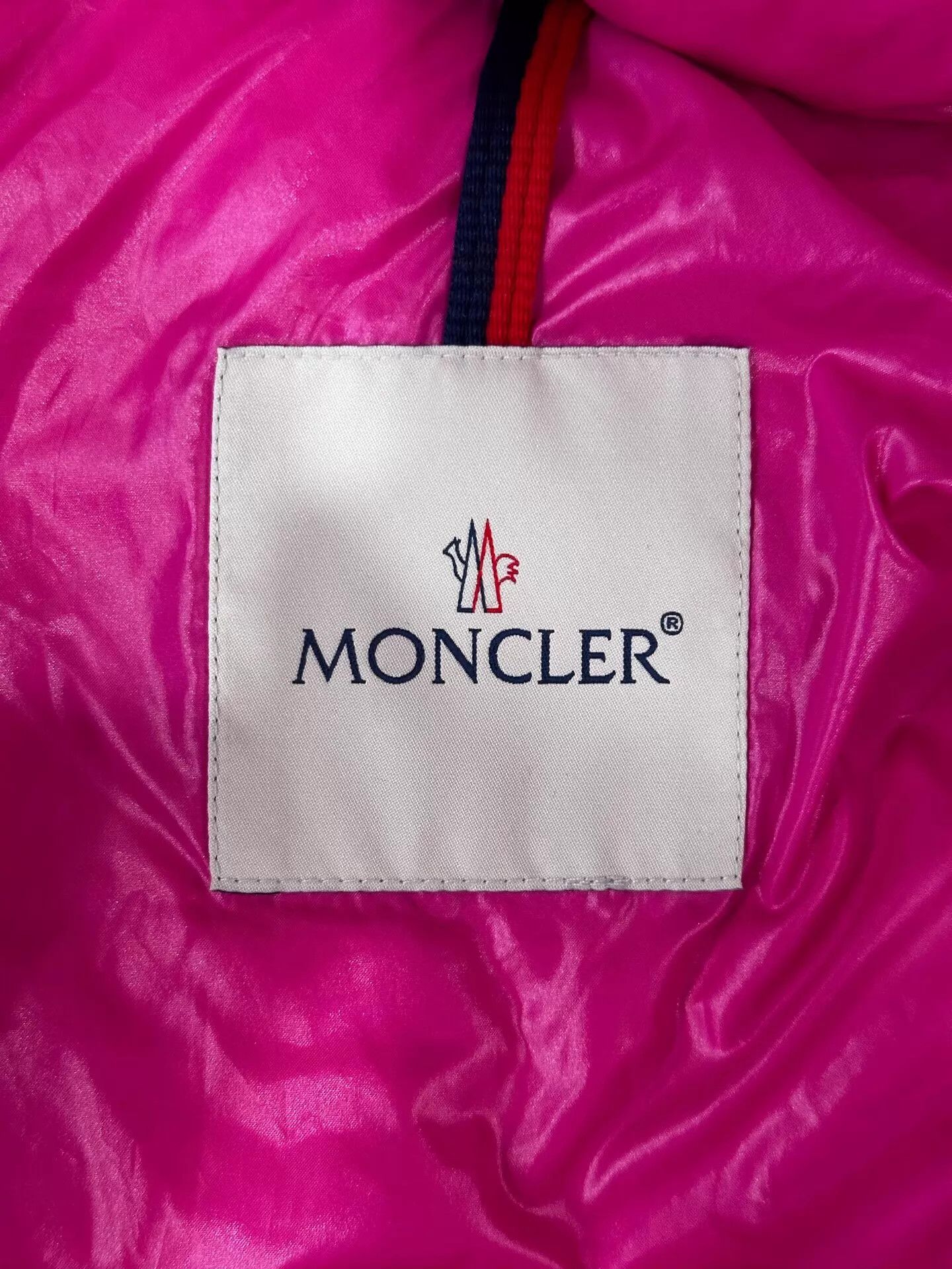 Moncler Moncler Maya Men's Fuchsia Down Jacket Size 1 Side Logo New Size US S / EU 44-46 / 1 - 4 Thumbnail