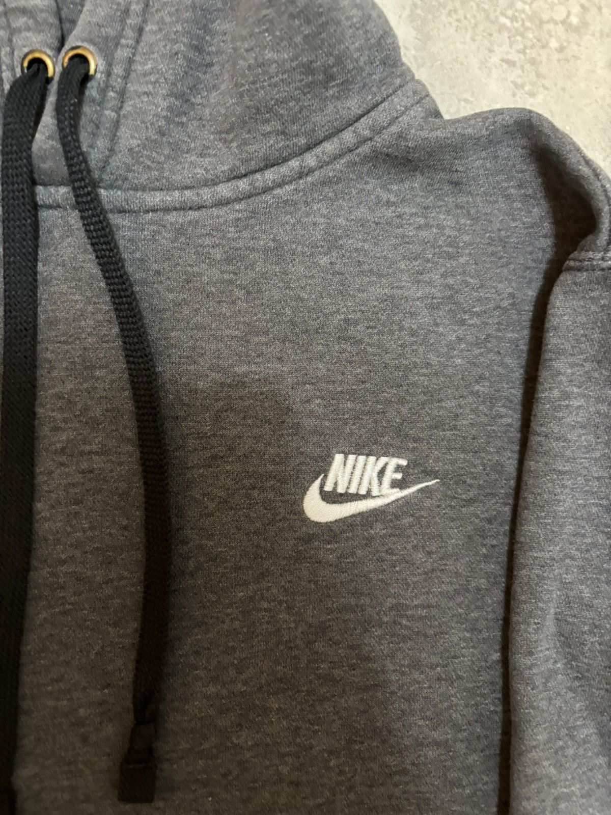 Nike × Vintage vintage 2000s grey nike mini swoosh chest hoodie Size US M / EU 48-50 / 2 - 3 Thumbnail