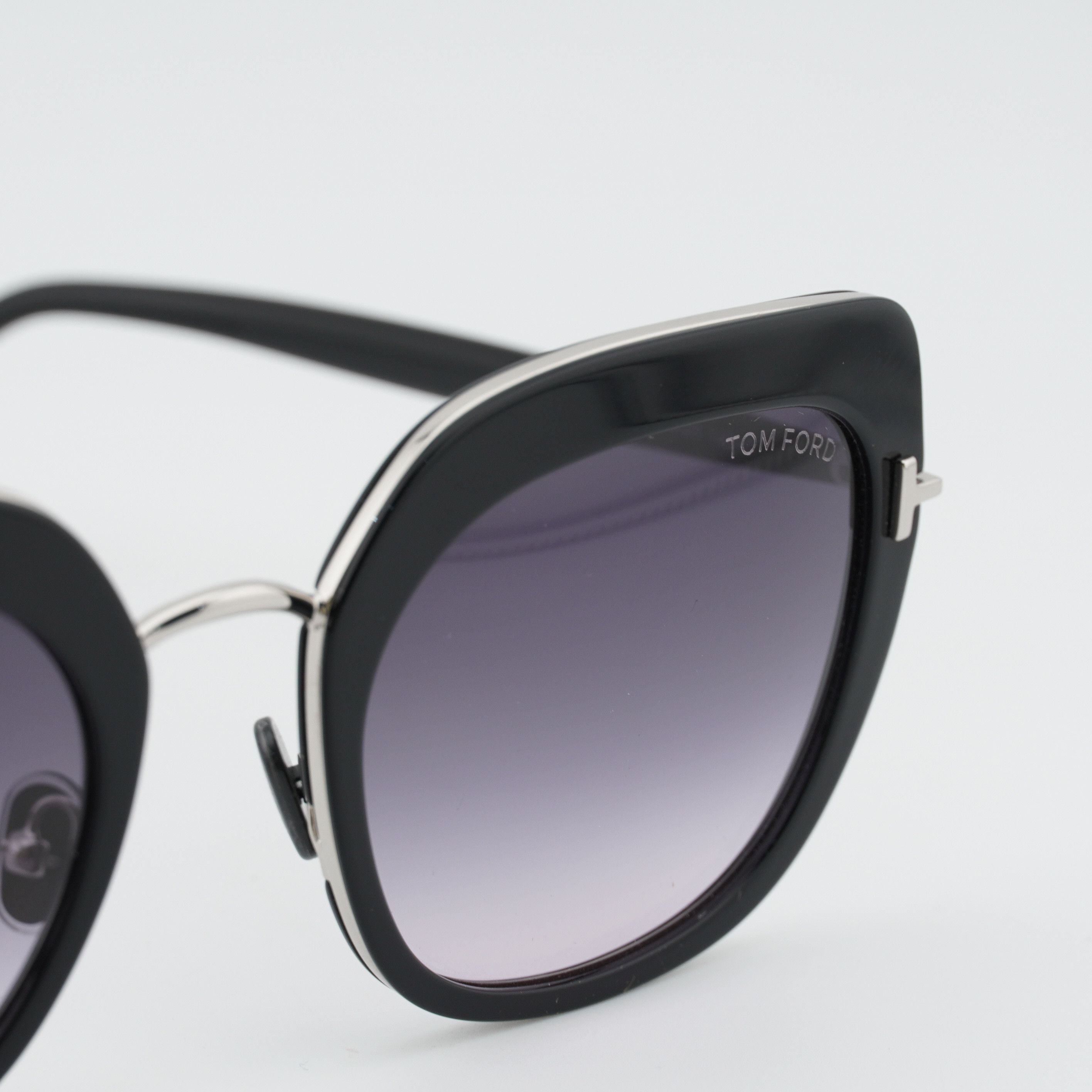 Tom Ford Tom Ford Virginia FT0945 05B Sunglasses Black Cat Eye Frame Size ONE SIZE - 9 Thumbnail