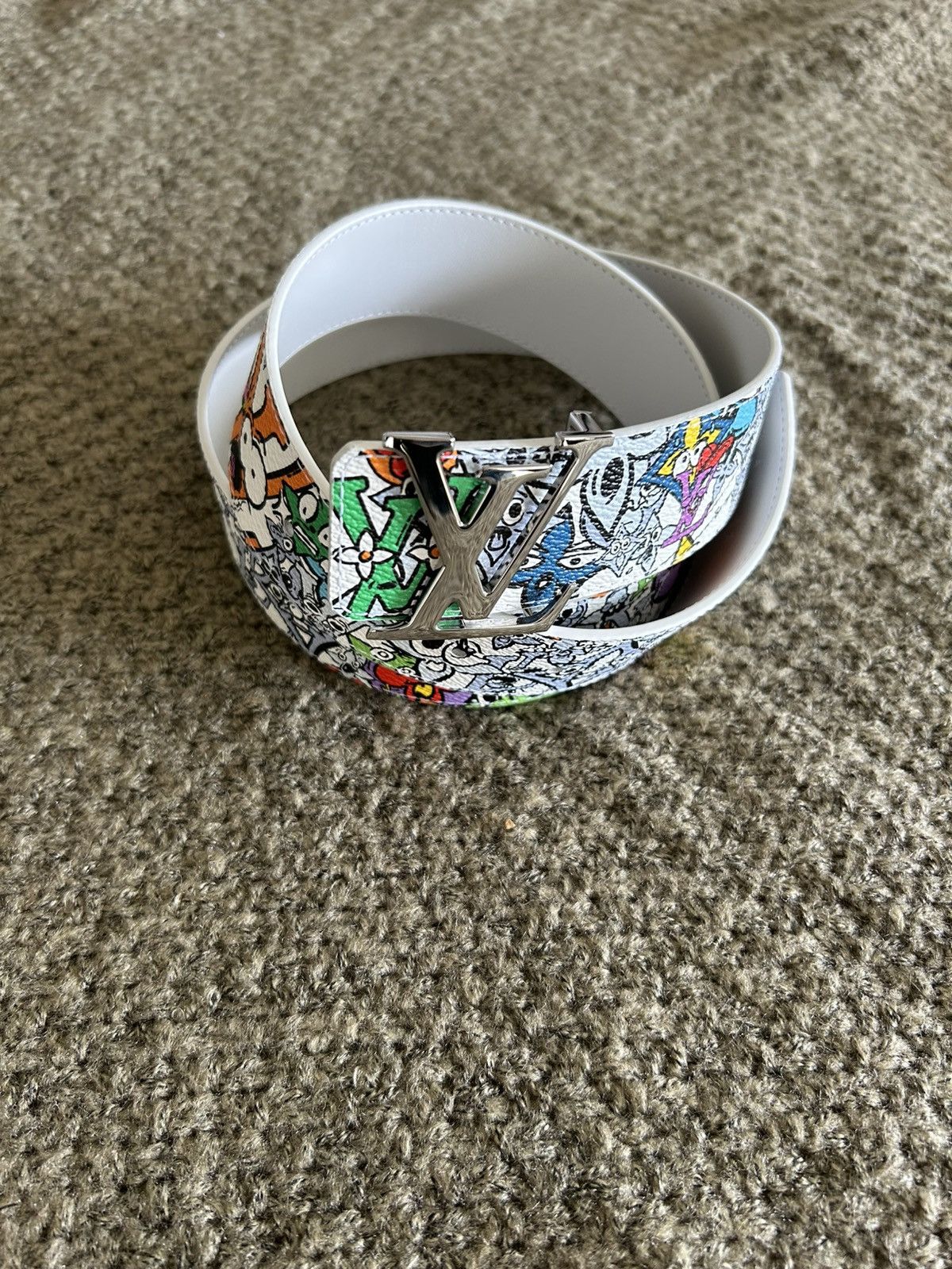 Louis Vuitton RARE!! Louis Vuitton LV Initials 40MM Reversible Belt Size 36 - 1 Thumbnail