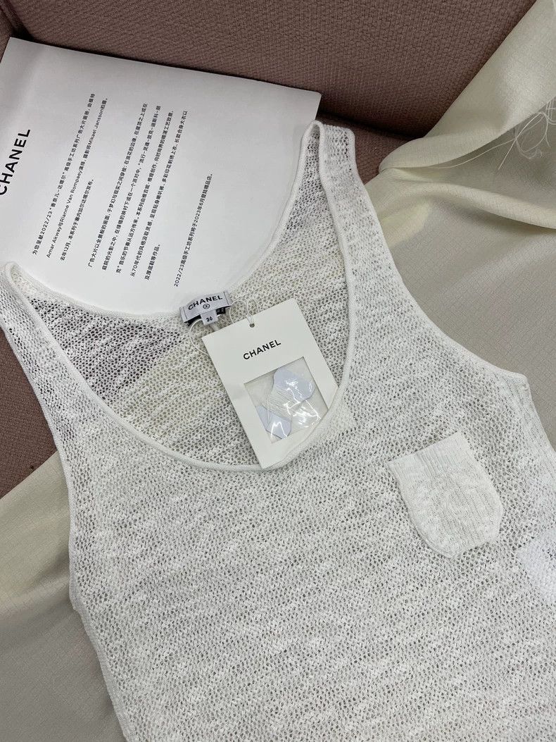 Chanel Chanel Beach Series White Pocket Knitted Vest Size XS / US 0-2 / IT 36-38 - 2 Thumbnail