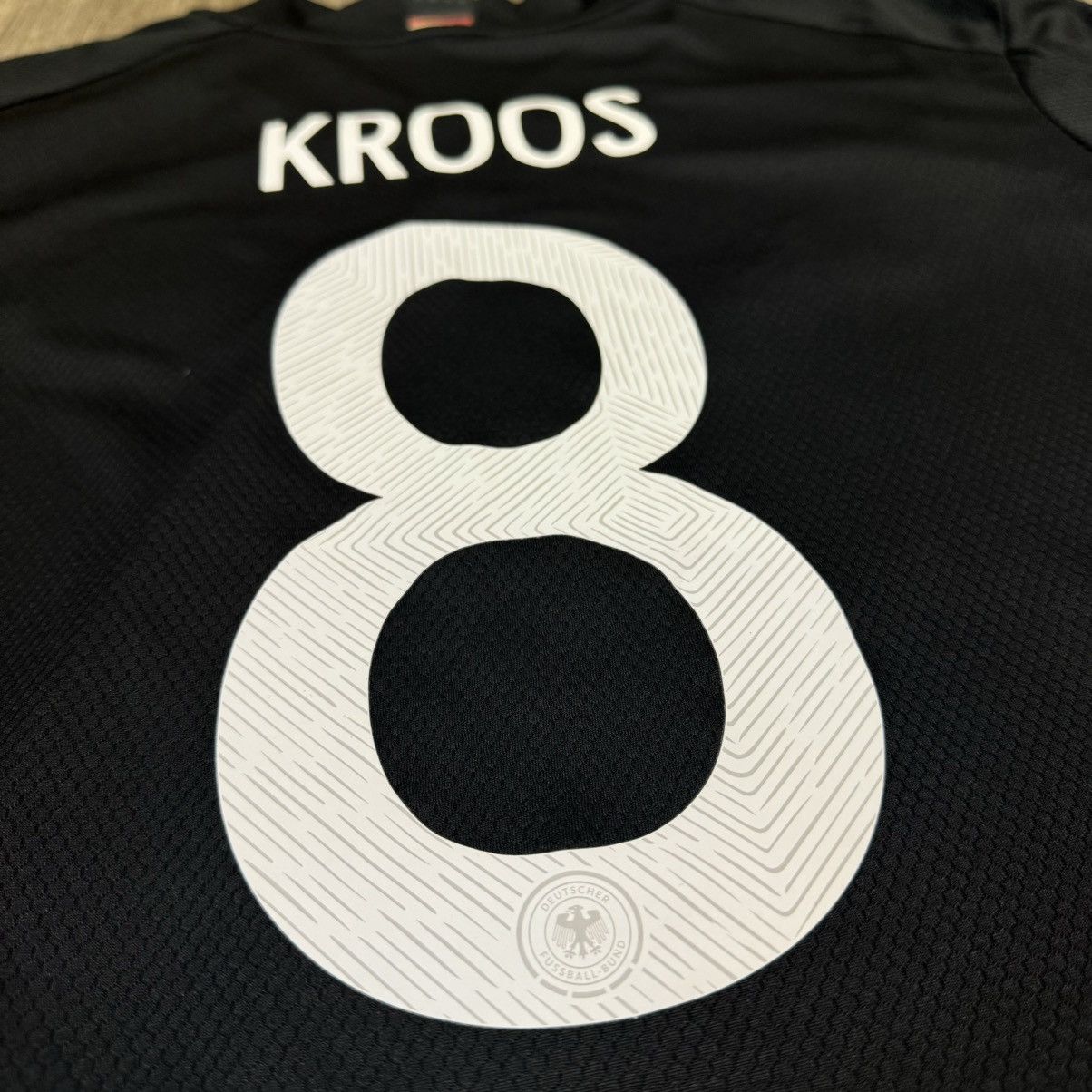 Adidas Germany Euro2020 away shirt #8 Kroos Size US L / EU 52-54 / 3 - 6 Thumbnail