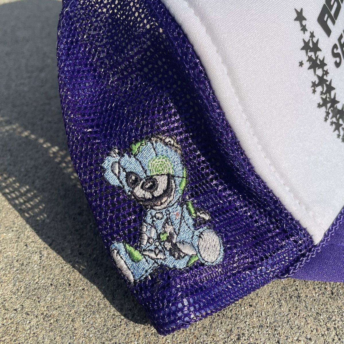 Travis Scott Rare Travis Scott Astrofest 2021 Purple Trucker Hat Size ONE SIZE - 6 Thumbnail