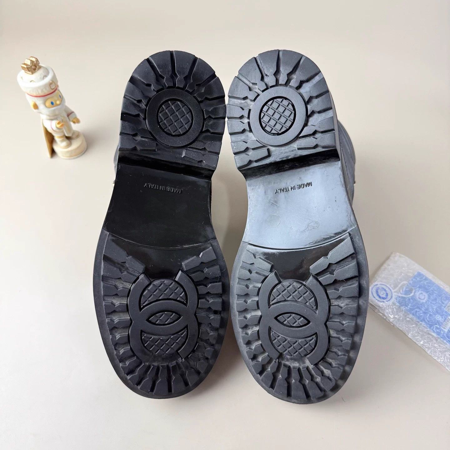 Chanel Chanel black gold logo laced short boots size 36.5 95 new Size US 5.5 / IT 35.5 - 7 Thumbnail