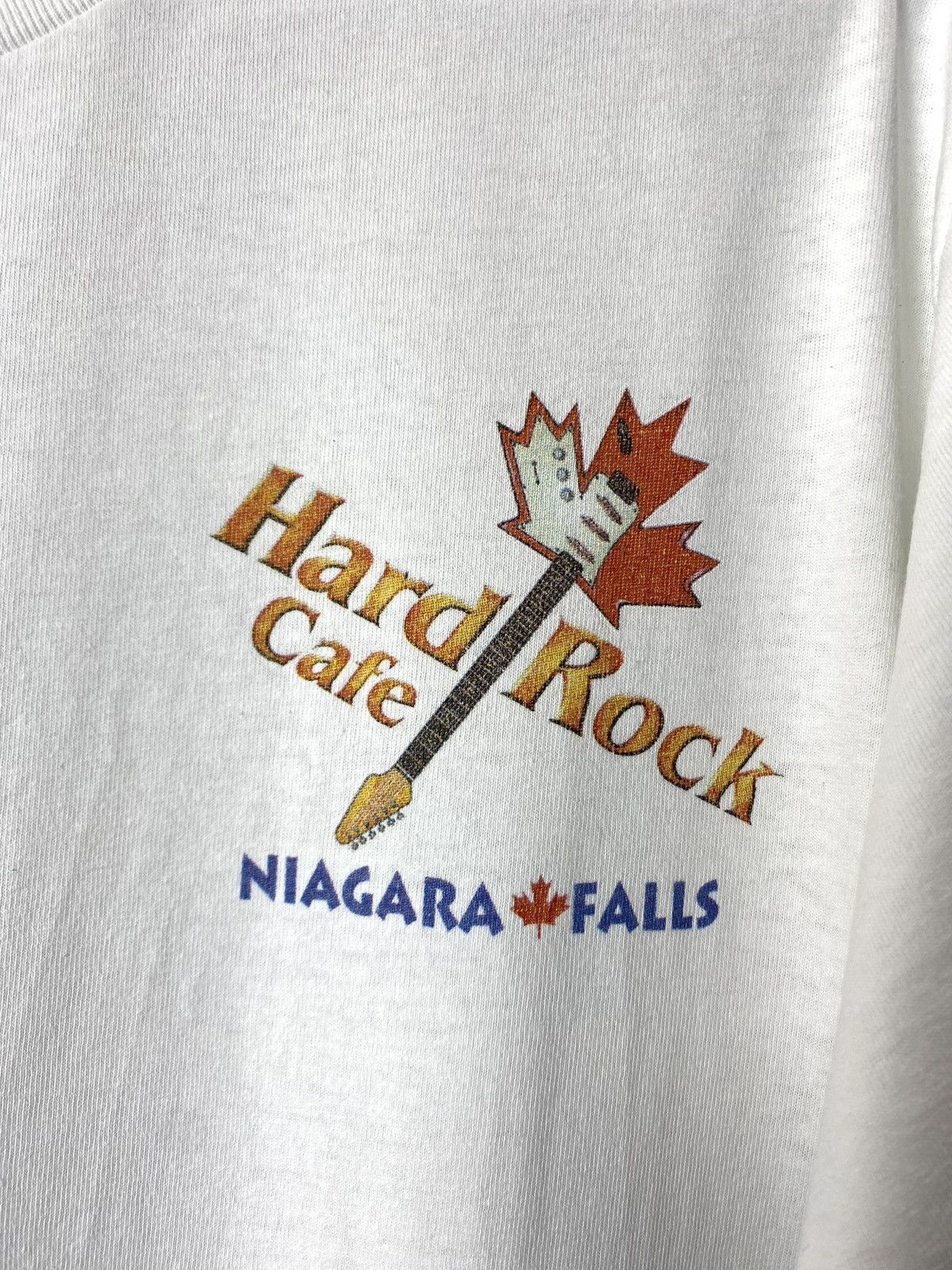 Band Tees Vintage 80-90’s Hard Rock Cafe Niagara Falls Canada TShirt Size US M / EU 48-50 / 2 - 4 Thumbnail