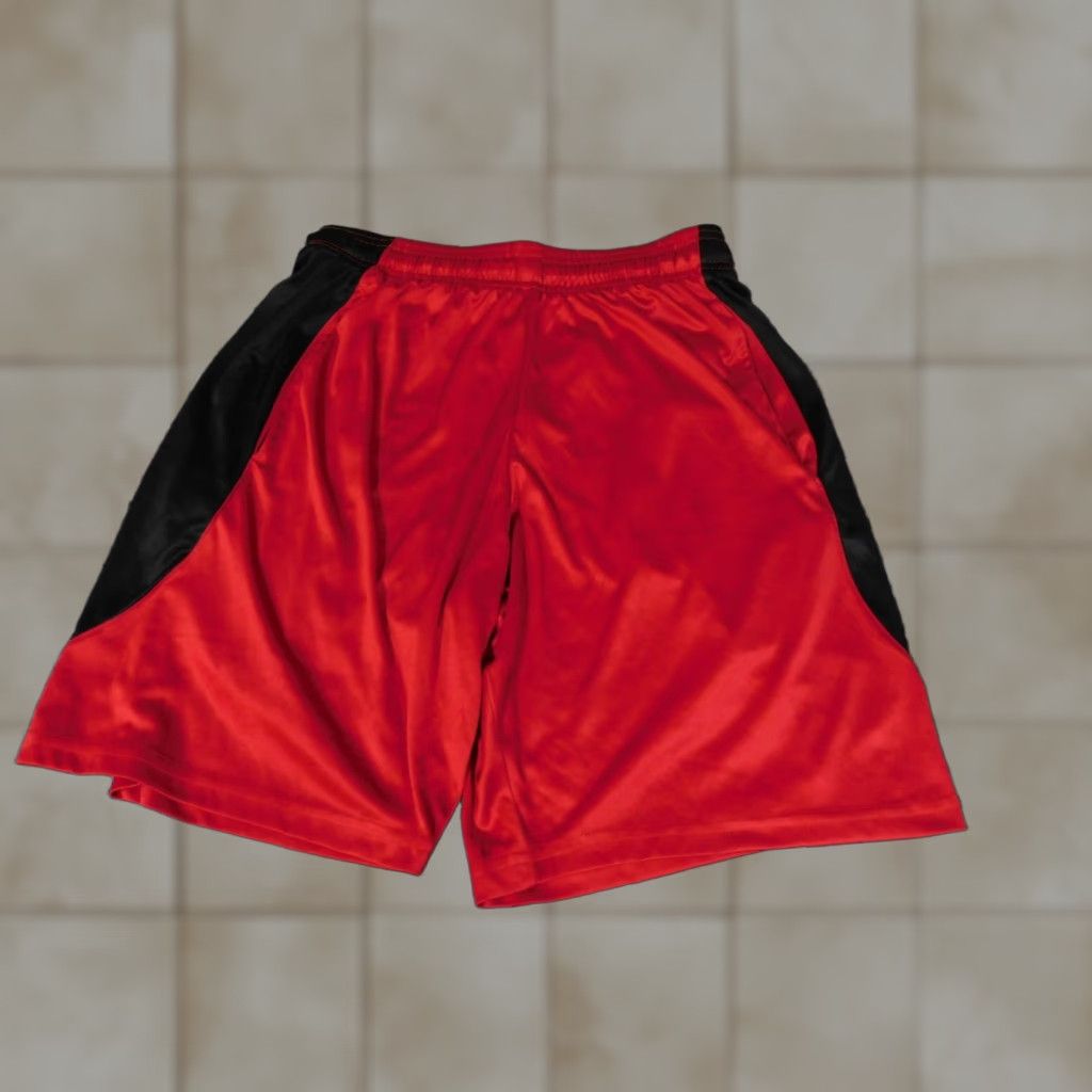 Vintage At The Buzzer Mens shorts Medium Red Active stretch Basketball Regular Logo Size US 26 / EU 42 - 1 Thumbnail