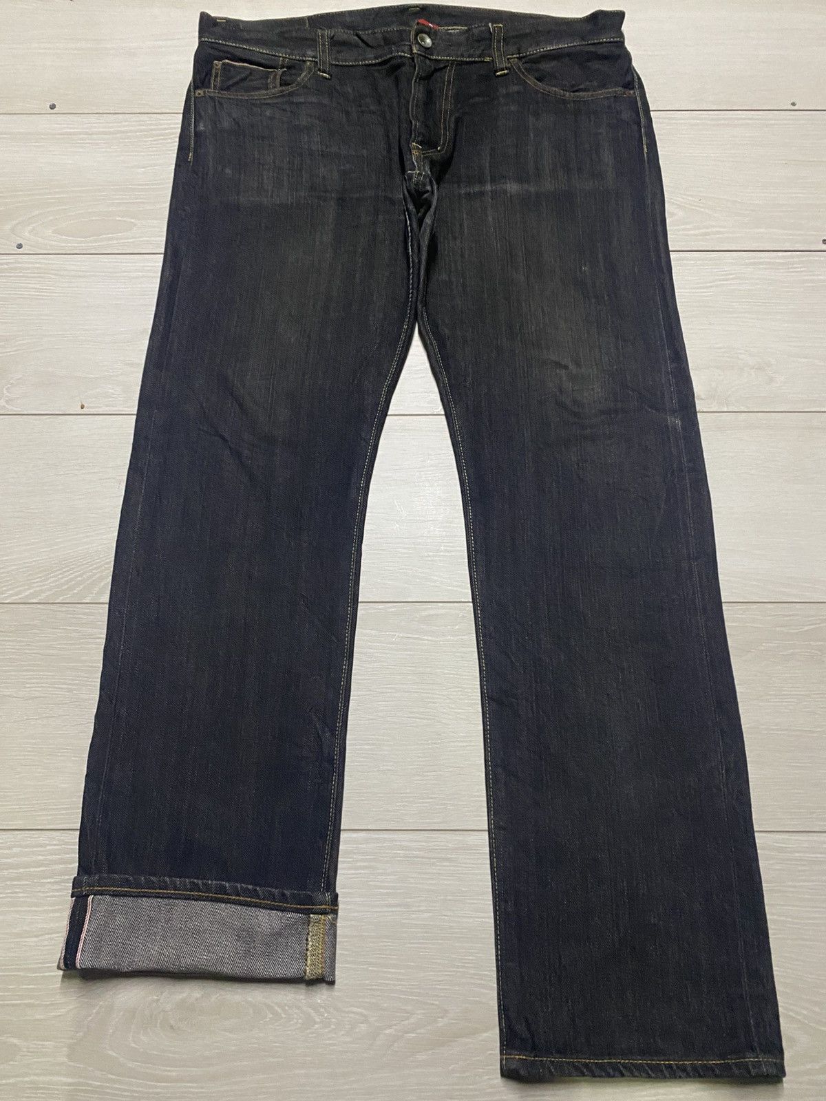Undercover × Uniqlo Vintage Uniqlo Black Denim Selvedge Distressed Loose Jeans Size US 39 - 1 Thumbnail