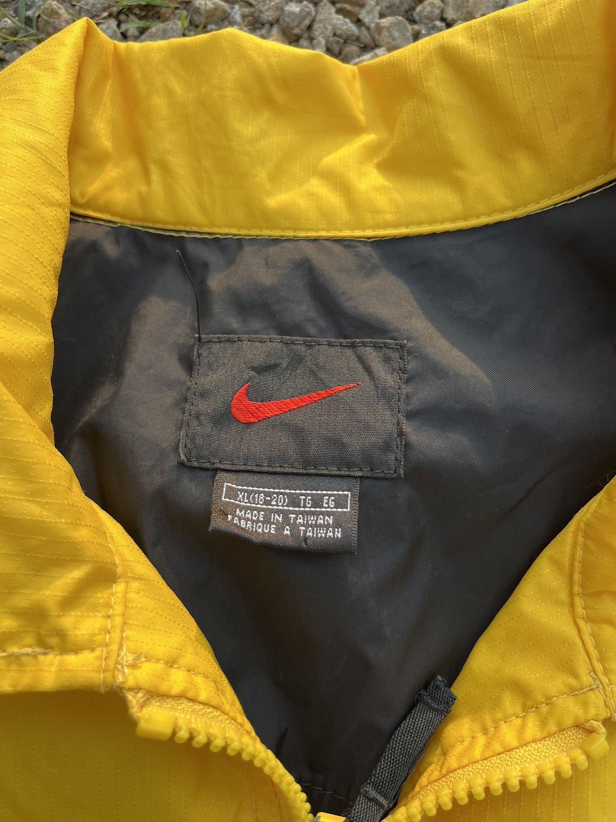 Nike × Vintage 🔥Vintage Nike Big Swoosh Embroidery Zipper Jacket 90s Size US XL / EU 56 / 4 - 6 Thumbnail