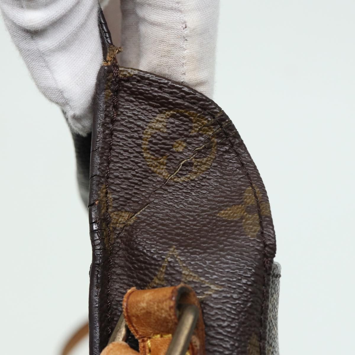 Louis Vuitton LOUIS VUITTON Monogram Saint Cloud MM Shoulder Bag M51243 Size ONE SIZE - 8 Thumbnail