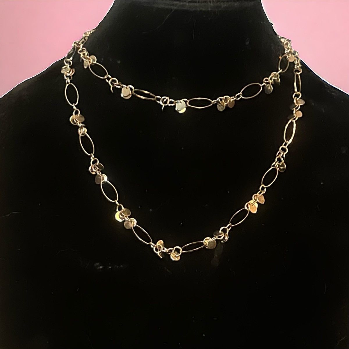 Other Long gold tone oval links and dangles necklace Size ONE SIZE - 2 Thumbnail