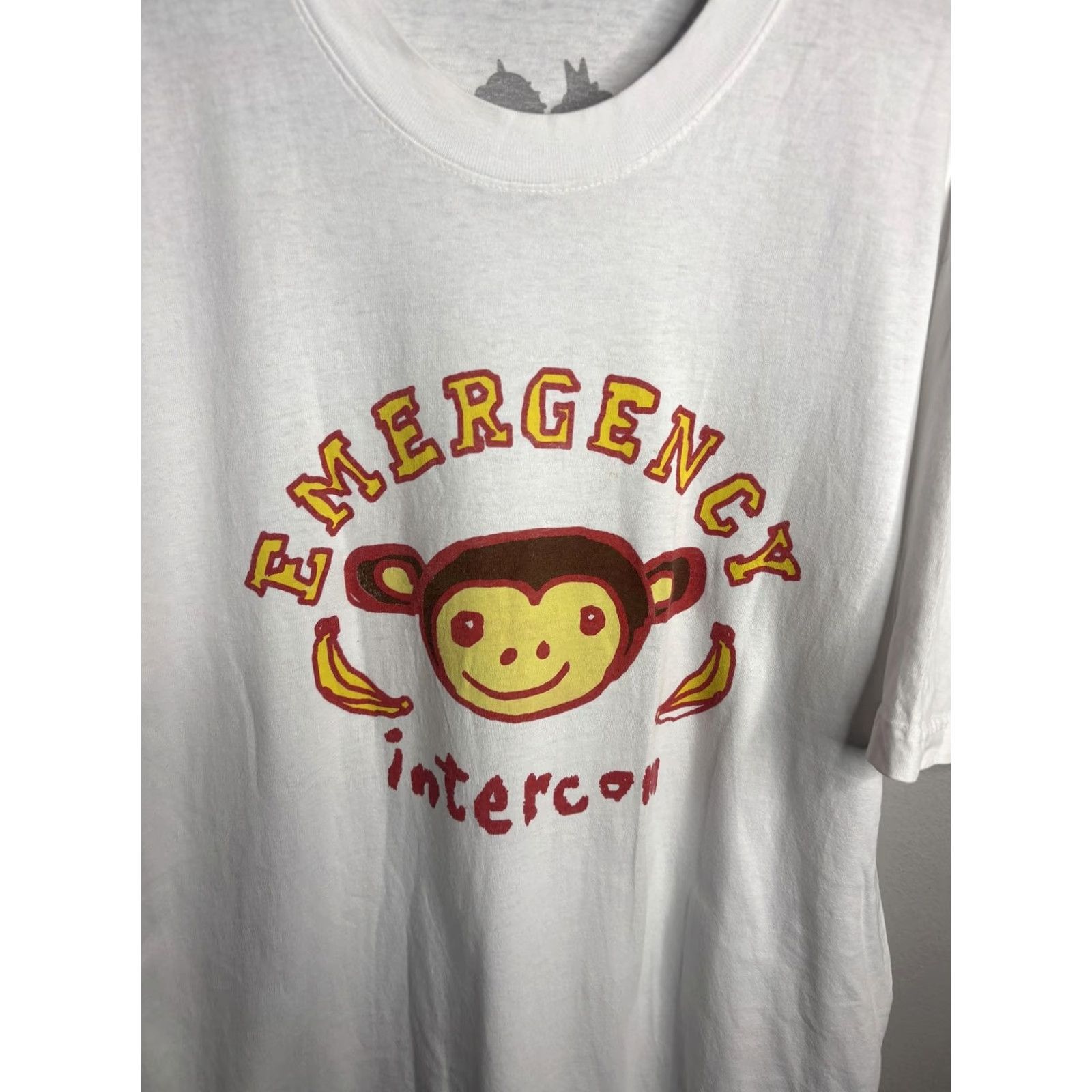 Vintage Emergency Intercom Shirt Mens M White Graphic Monkey Banana Podcast Tee Size US M / EU 48-50 / 2 - 2 Thumbnail