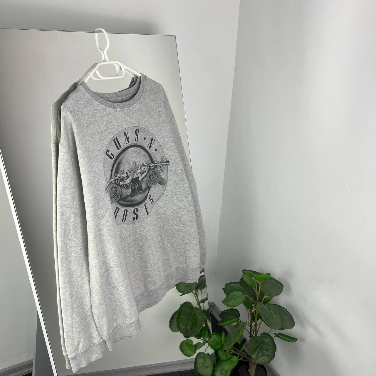 Guns N' Roses Guns N Roses Sweatshirt Rock Band Big Logo Size US XL / EU 56 / 4 - 1 Thumbnail