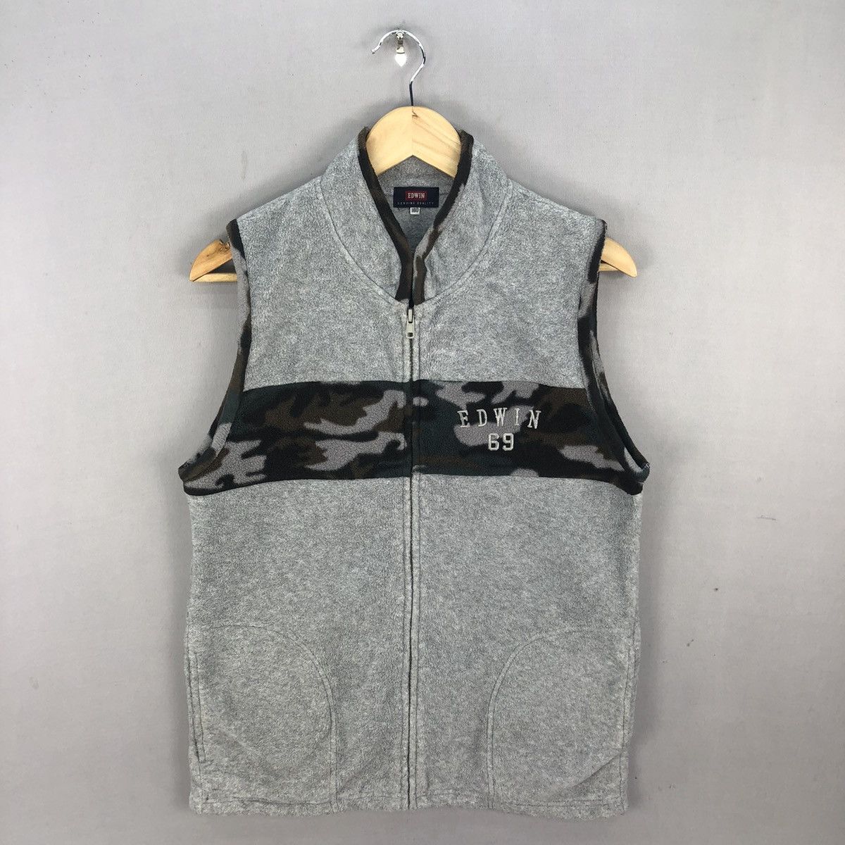 Edwin Edwin 69 Camo Fleece Vest Size US S / EU 44-46 / 1 - 1 Thumbnail
