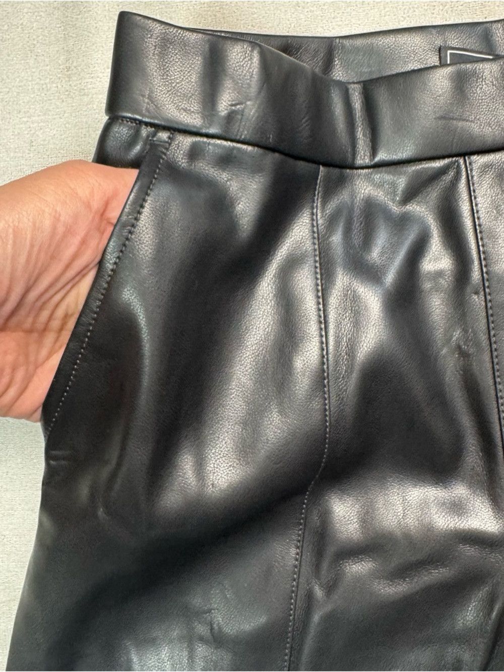 Bcbgmaxazria NWT New $228 BCBGMaxAzria High-Rise Cropped Black Faux Leat Size 26" / US 2 / IT 38 - 9 Thumbnail