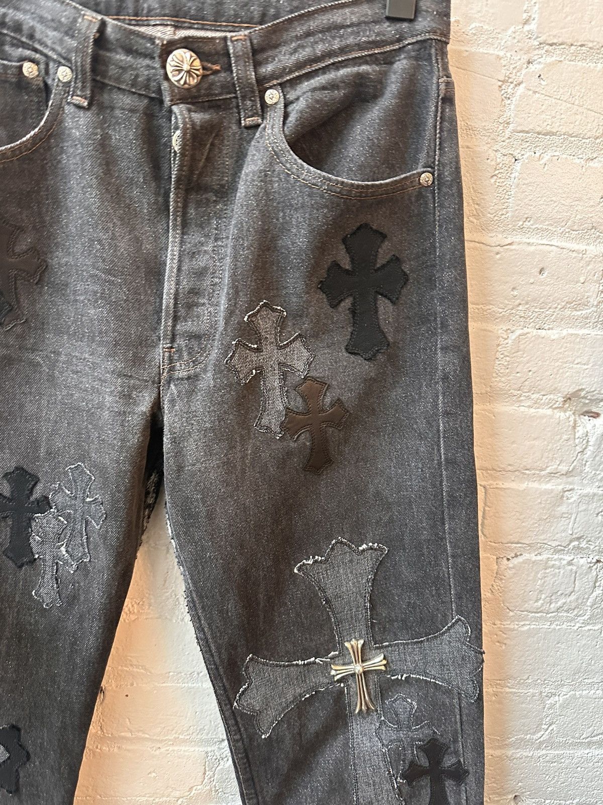 Chrome Hearts CHROME HEARTS INSANE CROSS PATCH JEANS 29 or 30 Size US 29 - 7 Thumbnail