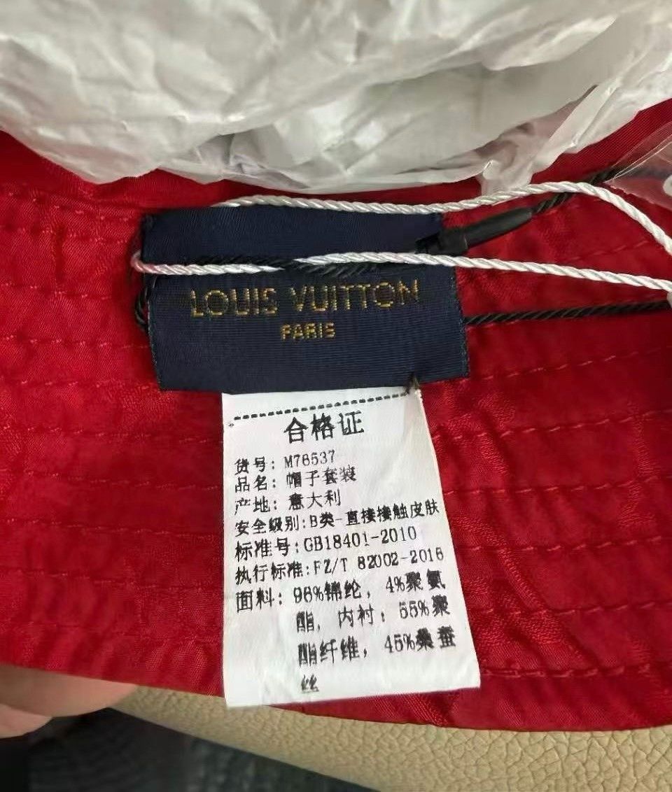 Louis Vuitton Louis Vuitton Black Red Monogram Bucket Hat Size ONE SIZE - 3 Thumbnail