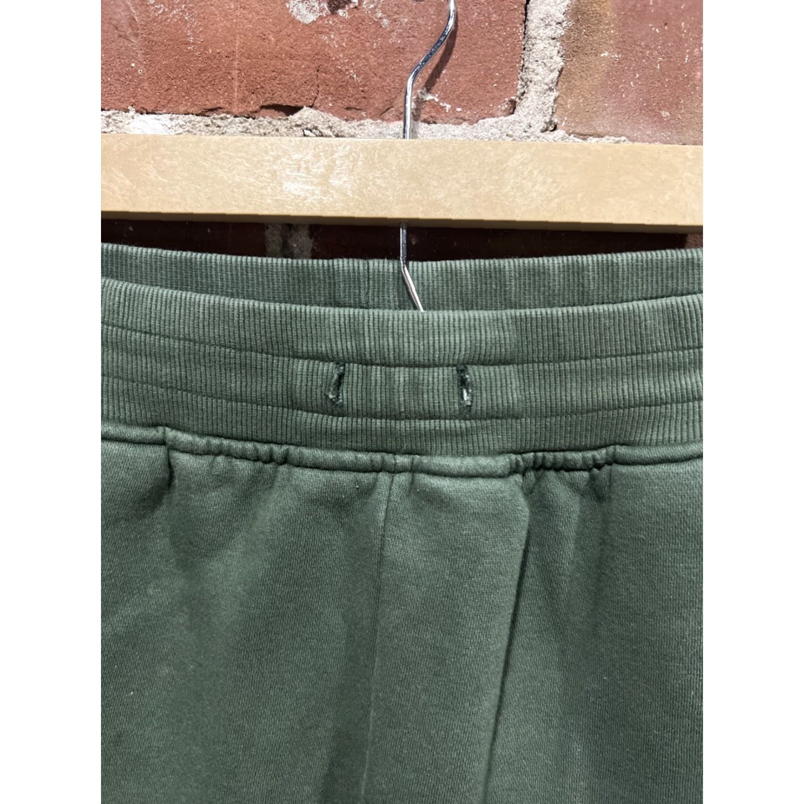 Tommy Hilfiger Tommy Hilfiger AMG Petronas Sweatpants Green Mens Large Pants Regular 32in Inseam Mercedes F1 Team Logo Zip Pockets Front Flat Front Vintage No Size US 33 - 4 Thumbnail