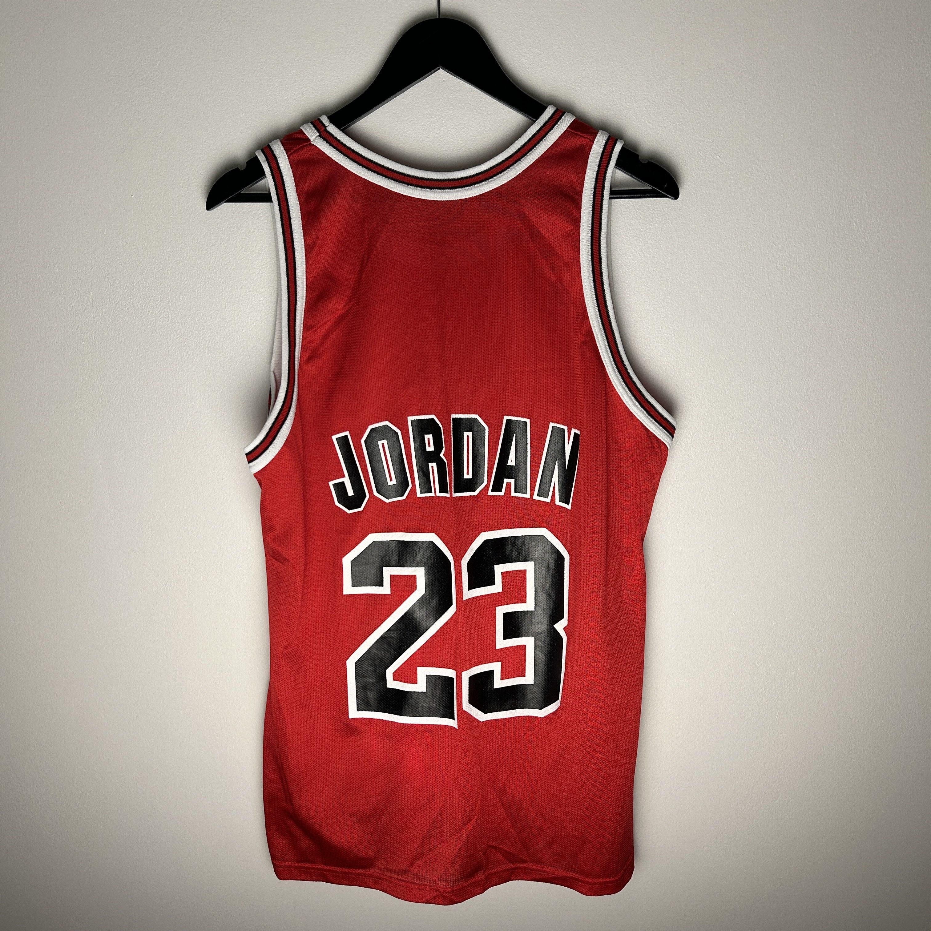 Champion Vintage Chicago Bulls Jordan 23 Champion Jersey Size US M / EU 48-50 / 2 - 2 Thumbnail