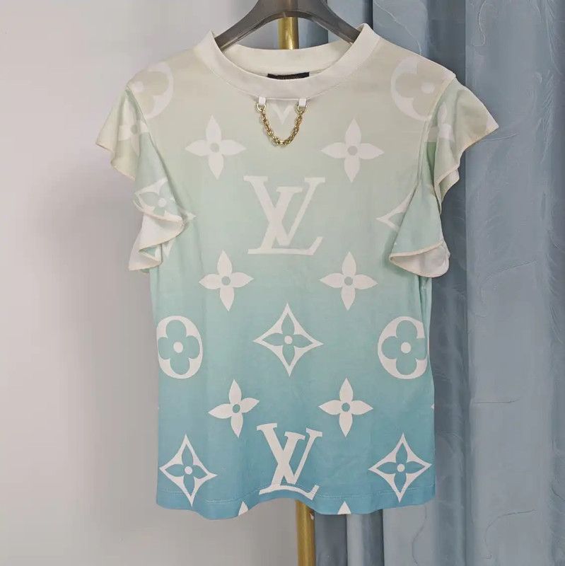 Louis Vuitton Louis Vuitton Summer Light Blue Cotton T-Shirt 0089 Size S / US 4 / IT 40 - 1 Thumbnail
