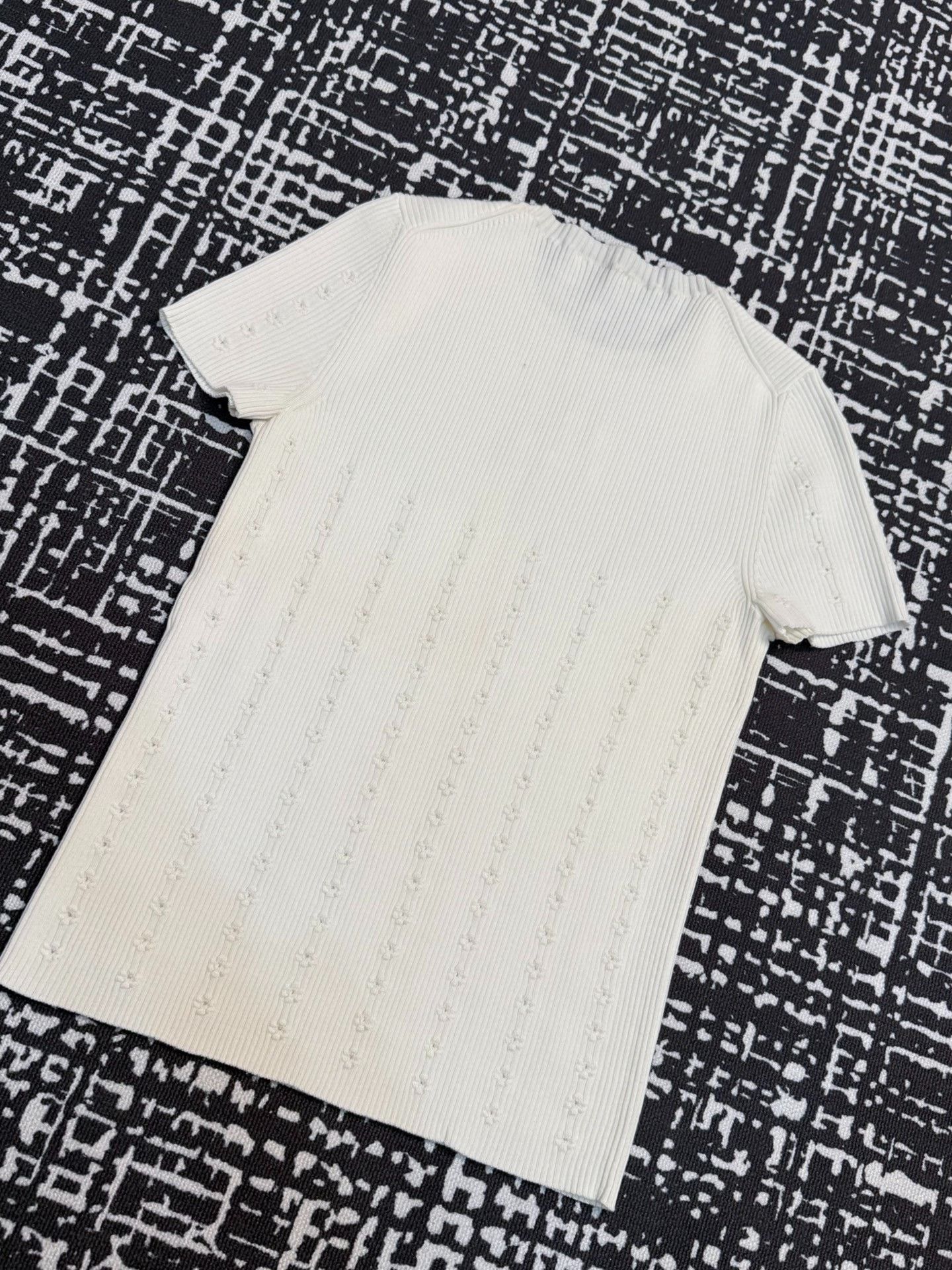 Chanel Chanel 21A Knit Short-Sleeve Top Size XXS / US 00 / IT 34 - 1 Thumbnail