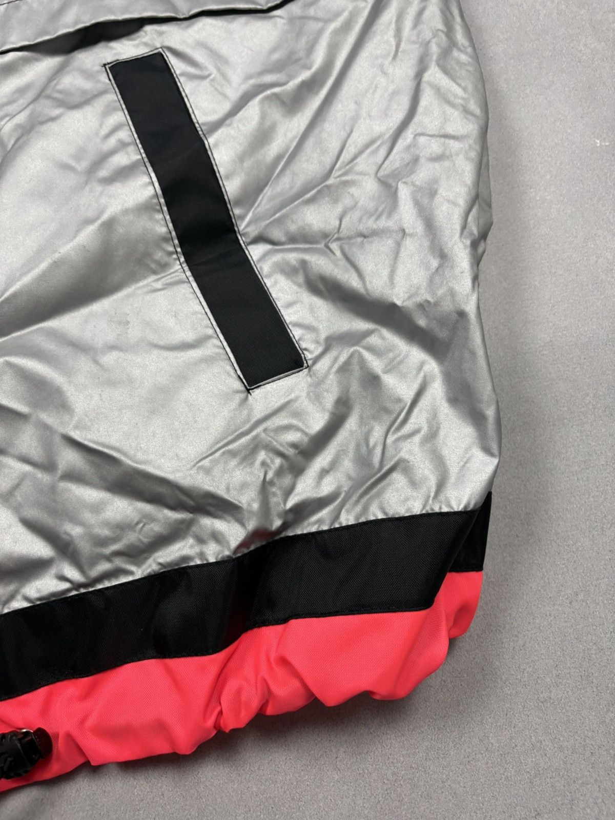Mercedes-Benz Mercedes Benz Silver Jacket Vintage Racing Windbreaker 90s Size US XL / EU 56 / 4 - 11 Thumbnail