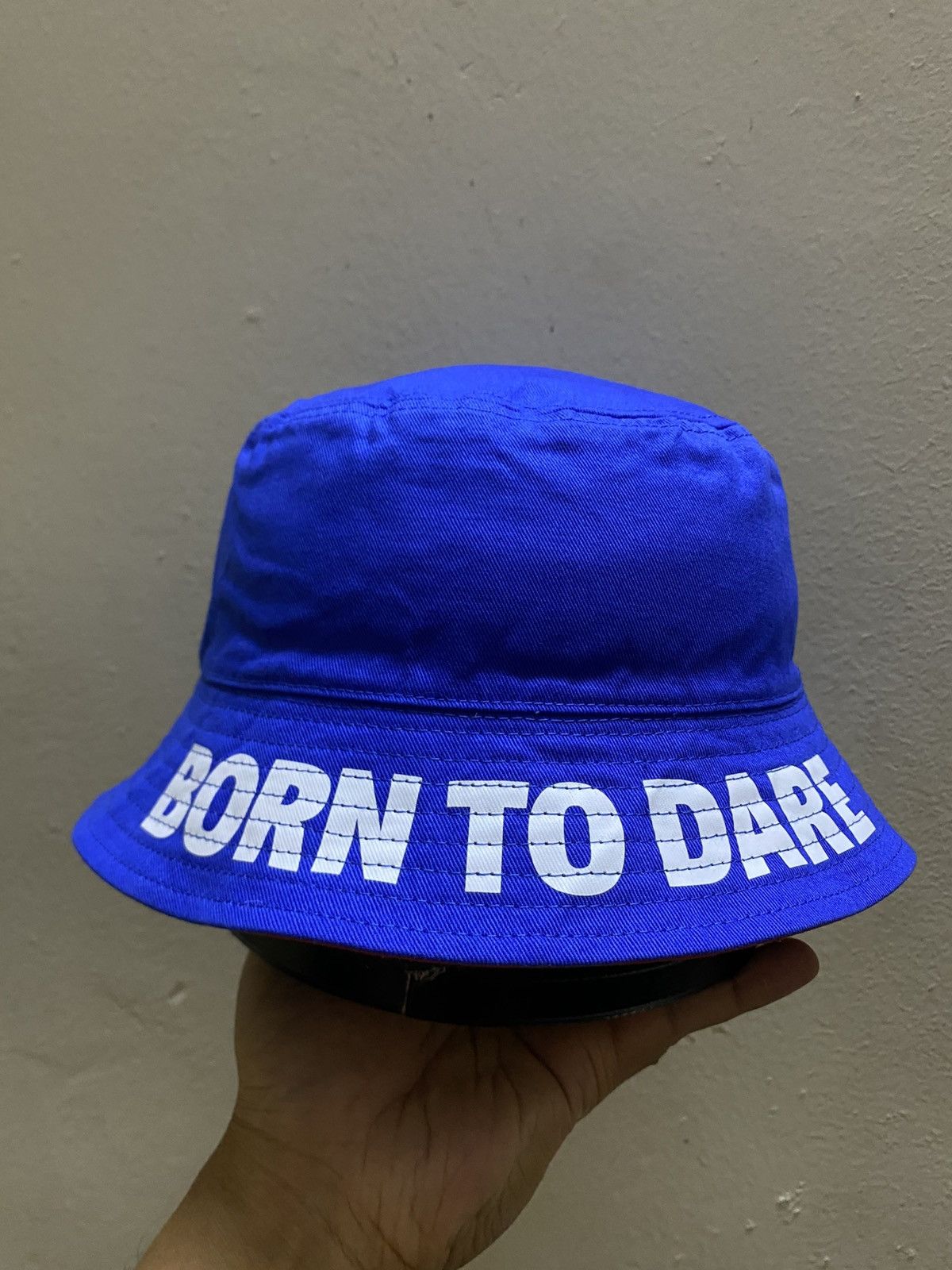 Other Tudor Born To Dare Reversible Bucket Hat Red Blue Size ONE SIZE - 4 Thumbnail