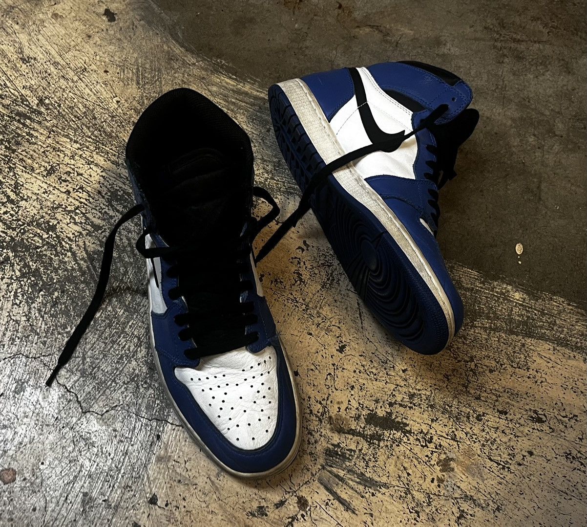 Jordan Brand Air Jordan 1 Retro High ‘Game Royal’ Size US 10.5 / EU 43-44 - 3 Thumbnail