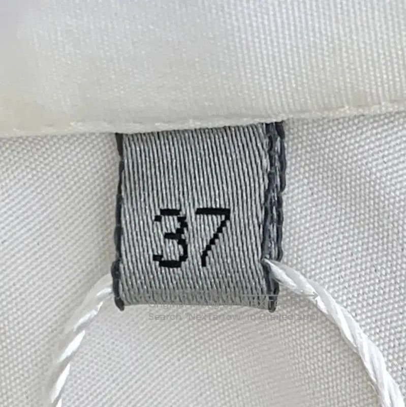 Dior Dior Women’s Classic White Cotton Shirt . Size XXS / US 00 / IT 34 - 6 Thumbnail