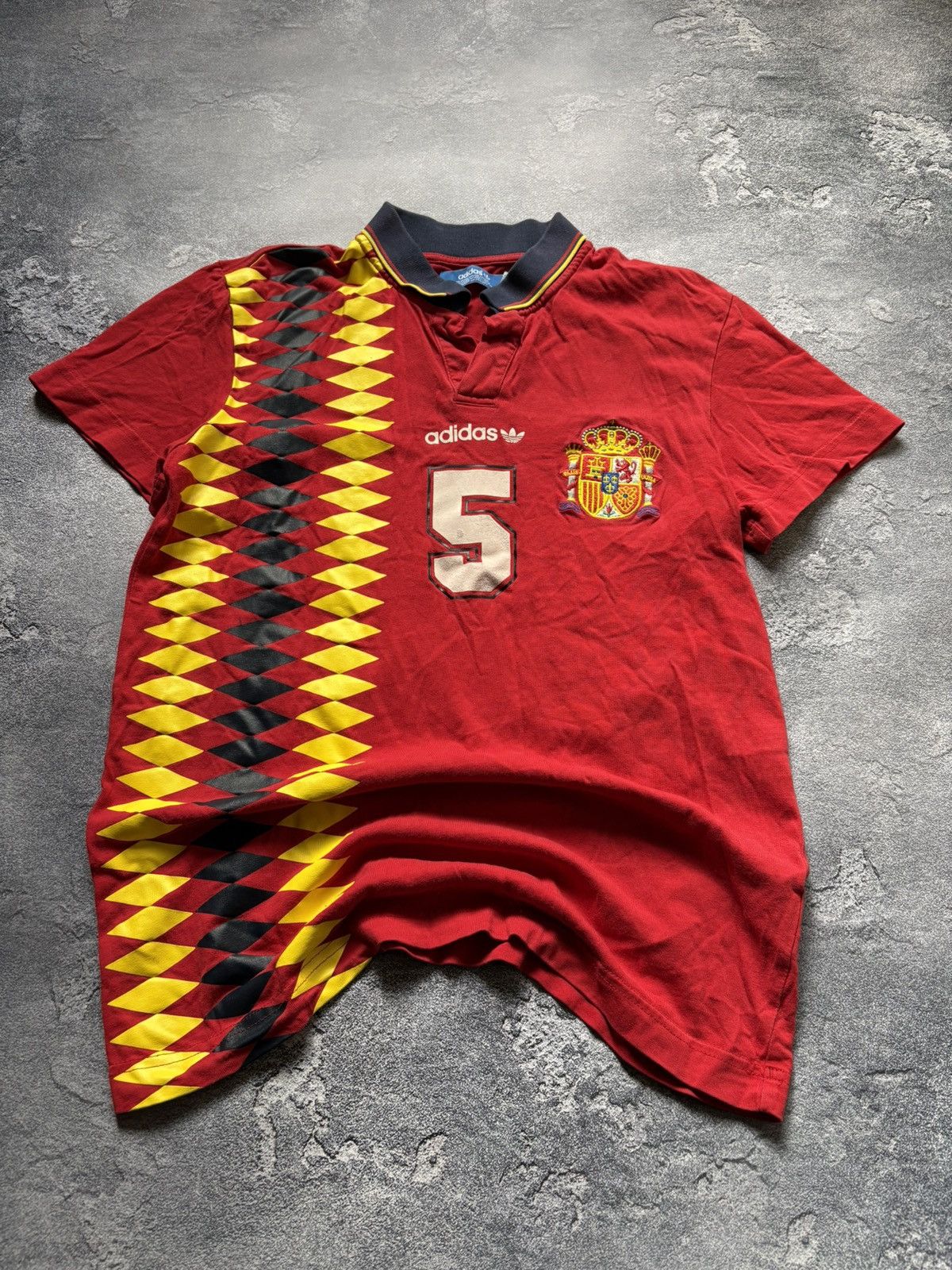Adidas Vintage Adidas Spain Y2K Retro Football Soccer Jersey Rare Size US XS / EU 42 / 0 - 2 Thumbnail