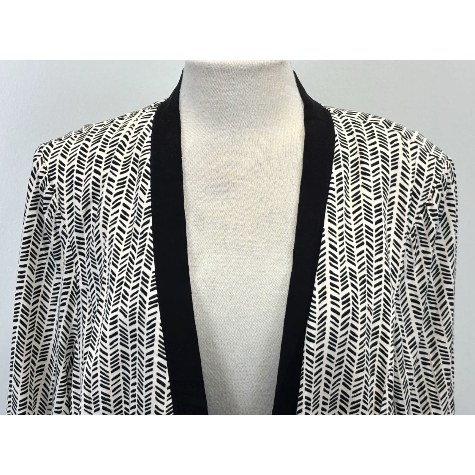 Torrid Torrid Challis Blazer Womens 3X Open Front Lightweight Black Ivory Size XXL / US 16-18 / IT 52-54 - 5 Thumbnail