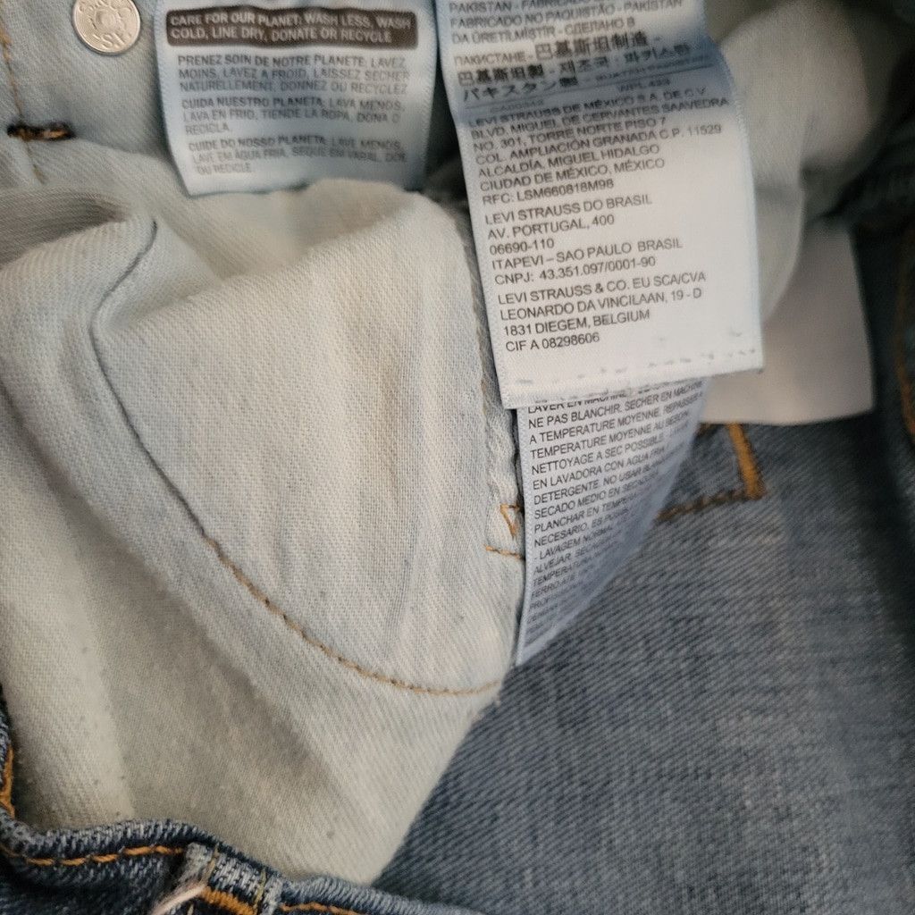 Levi's Levi's Jeans 505 Straight Leg 38/32 Men Excellent Condition Size US 38 / EU 54 - 8 Thumbnail