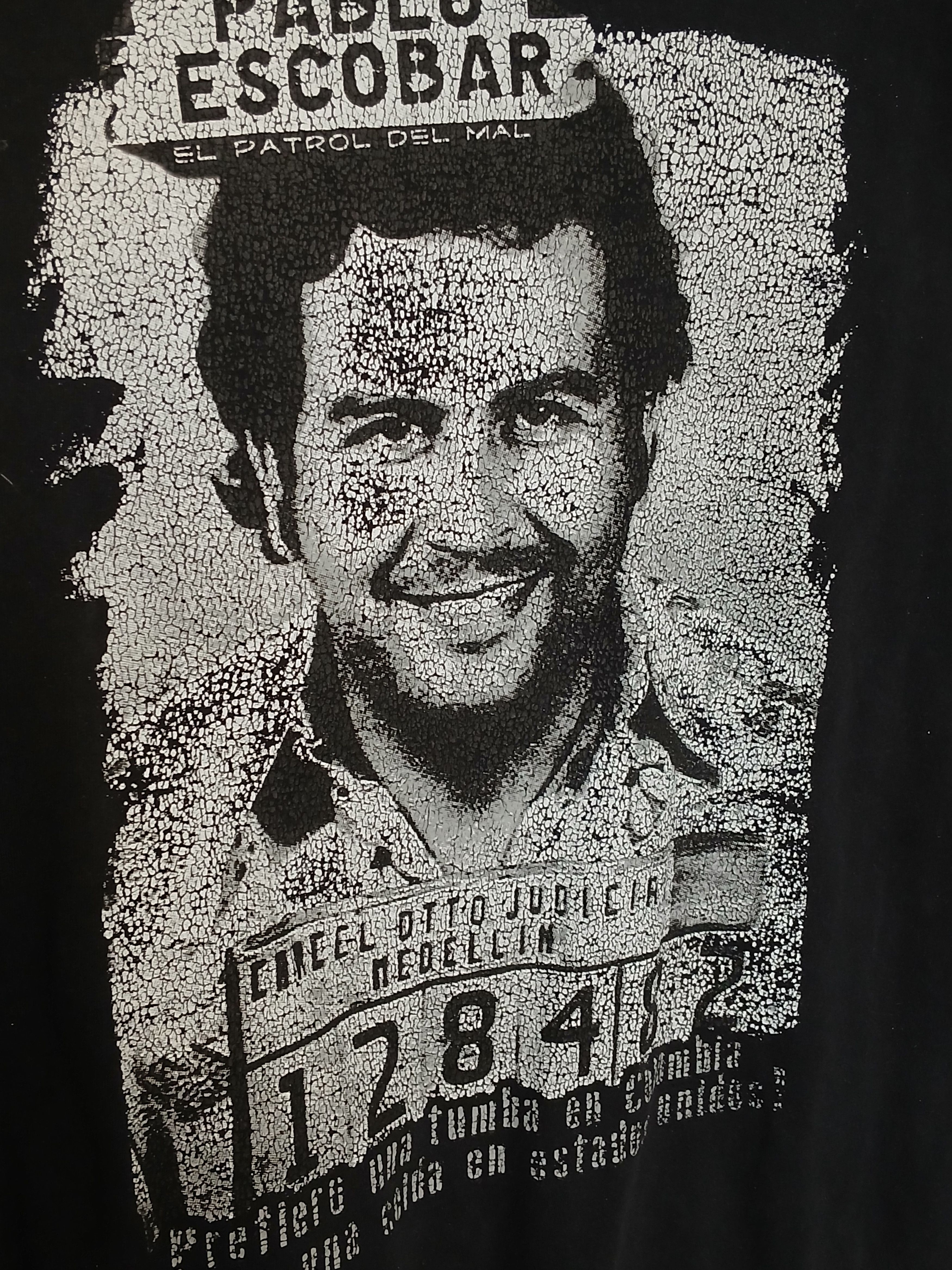 Fruit Of The Loom Pablo Escobar T-Shirt Size US S / EU 44-46 / 1 - 3 Thumbnail