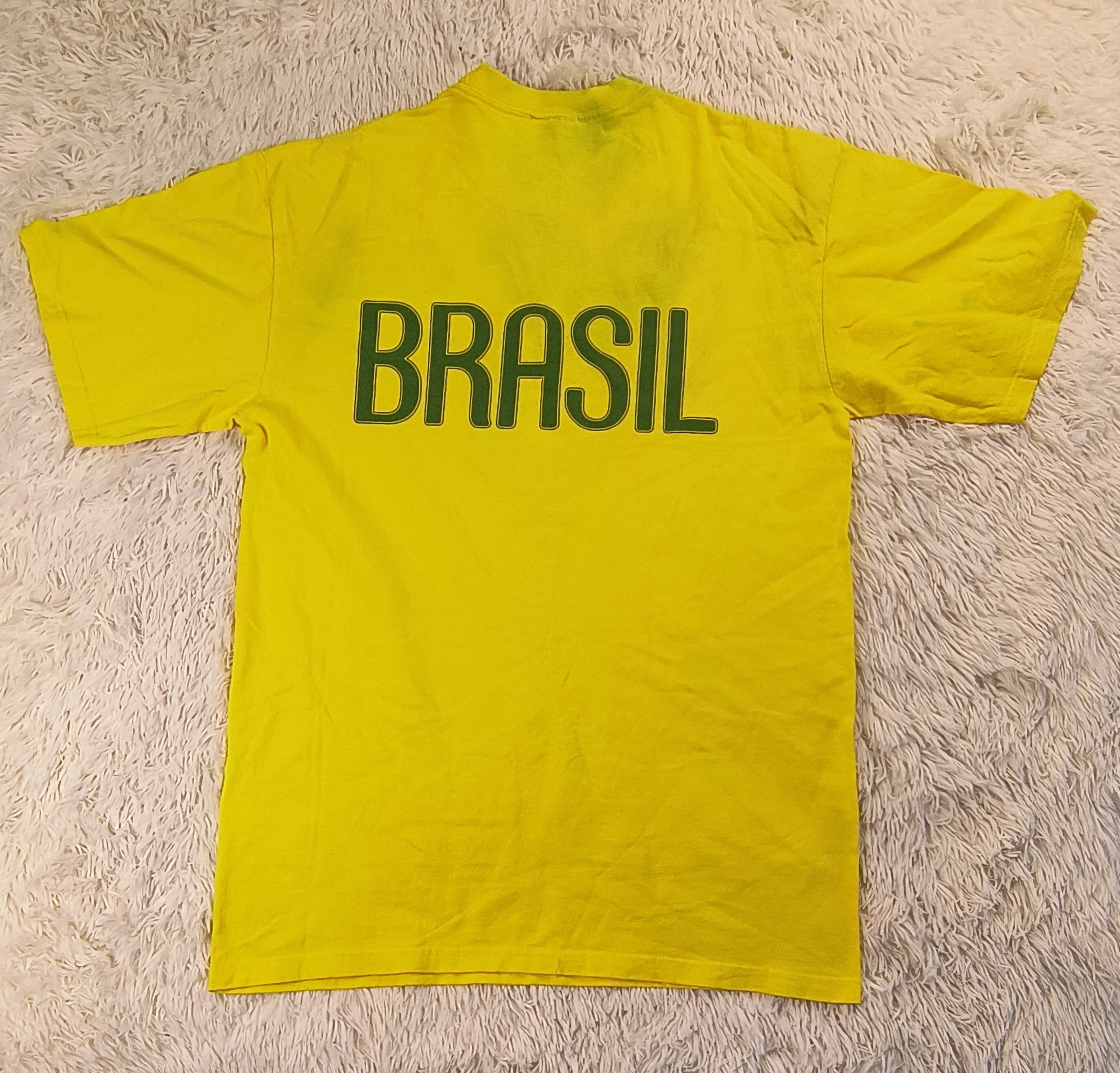 Nike Vintage Y2K Nike Brasil CBF soccer tee Size US M / EU 48-50 / 2 - 5 Thumbnail