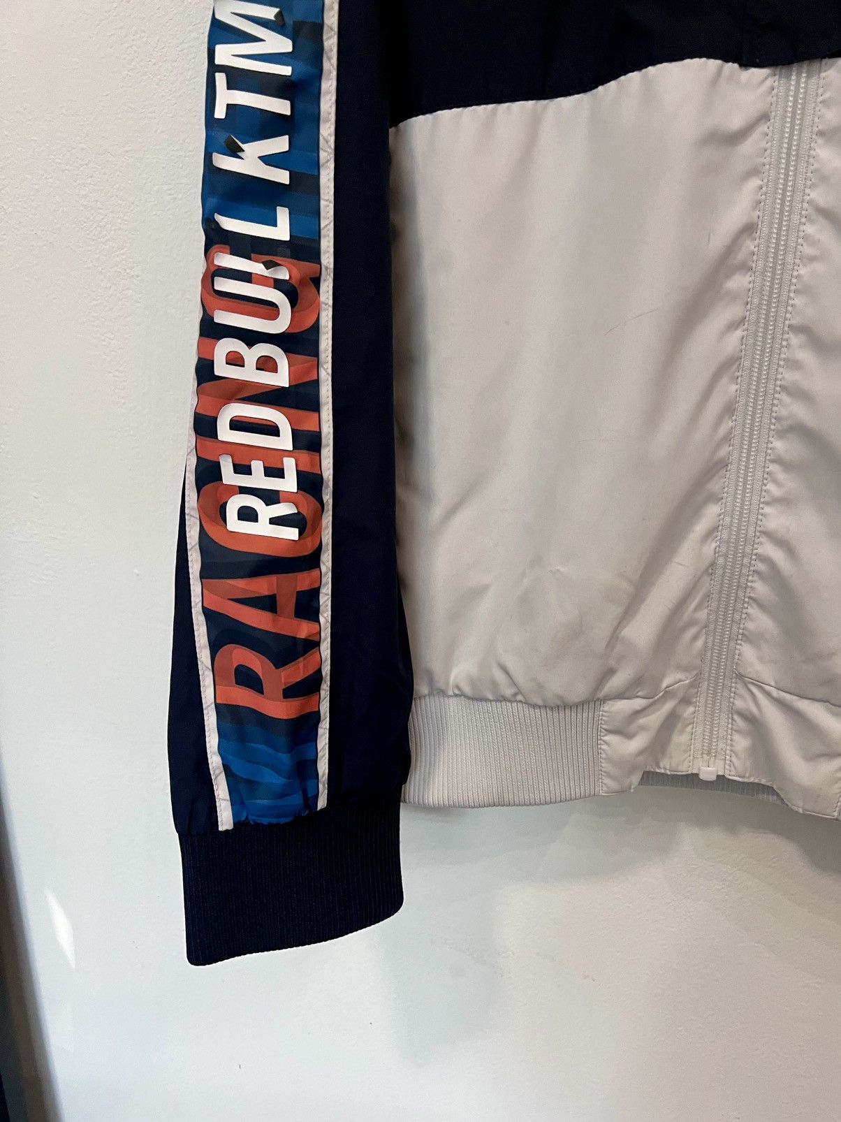 Other Red Bull KTM Racing Team Windbreaker Team Gear Size L Size US L / EU 52-54 / 3 - 6 Thumbnail