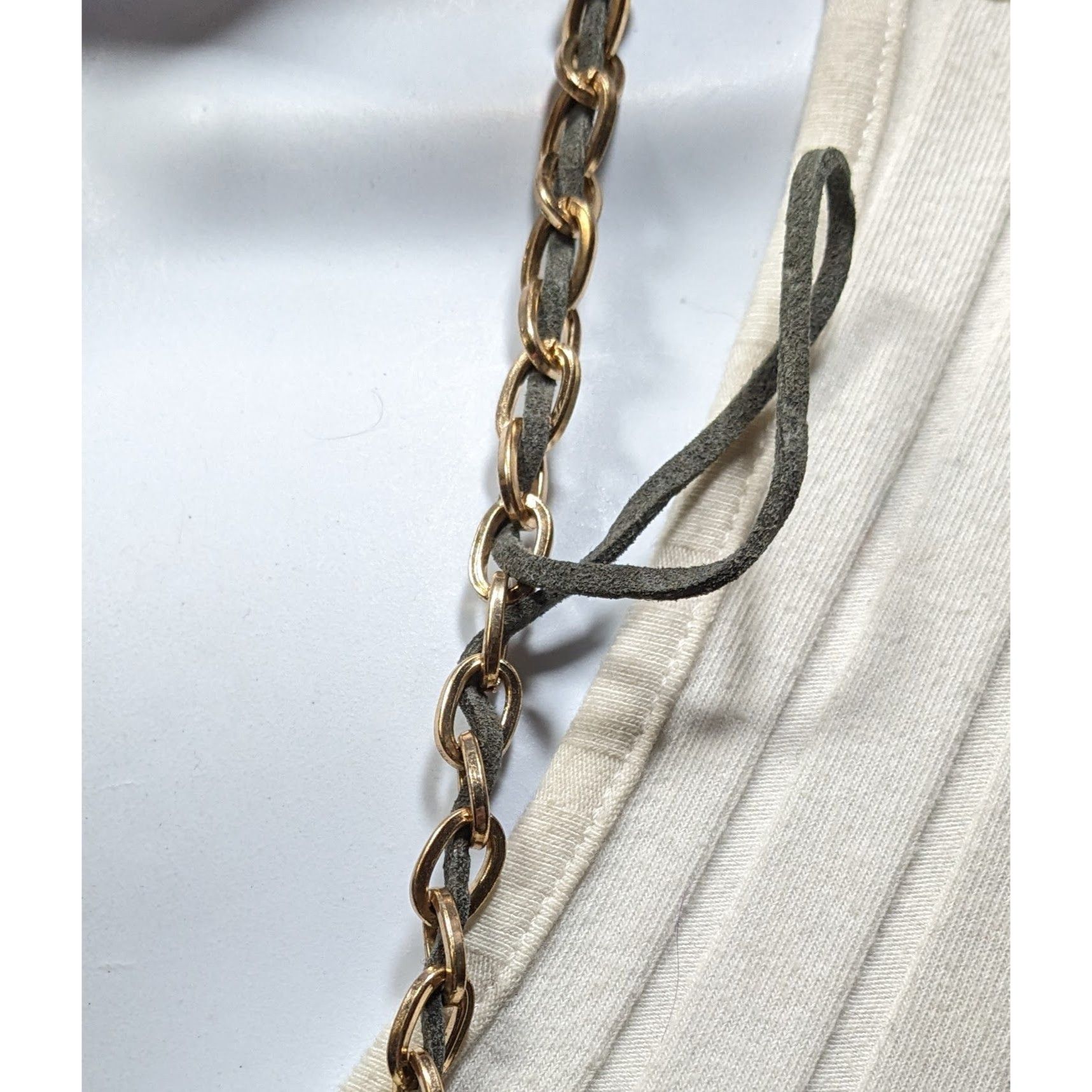 Other Decorative Tassel Pendant Necklace With Gold-Tone Chain & Be Size ONE SIZE - 5 Thumbnail