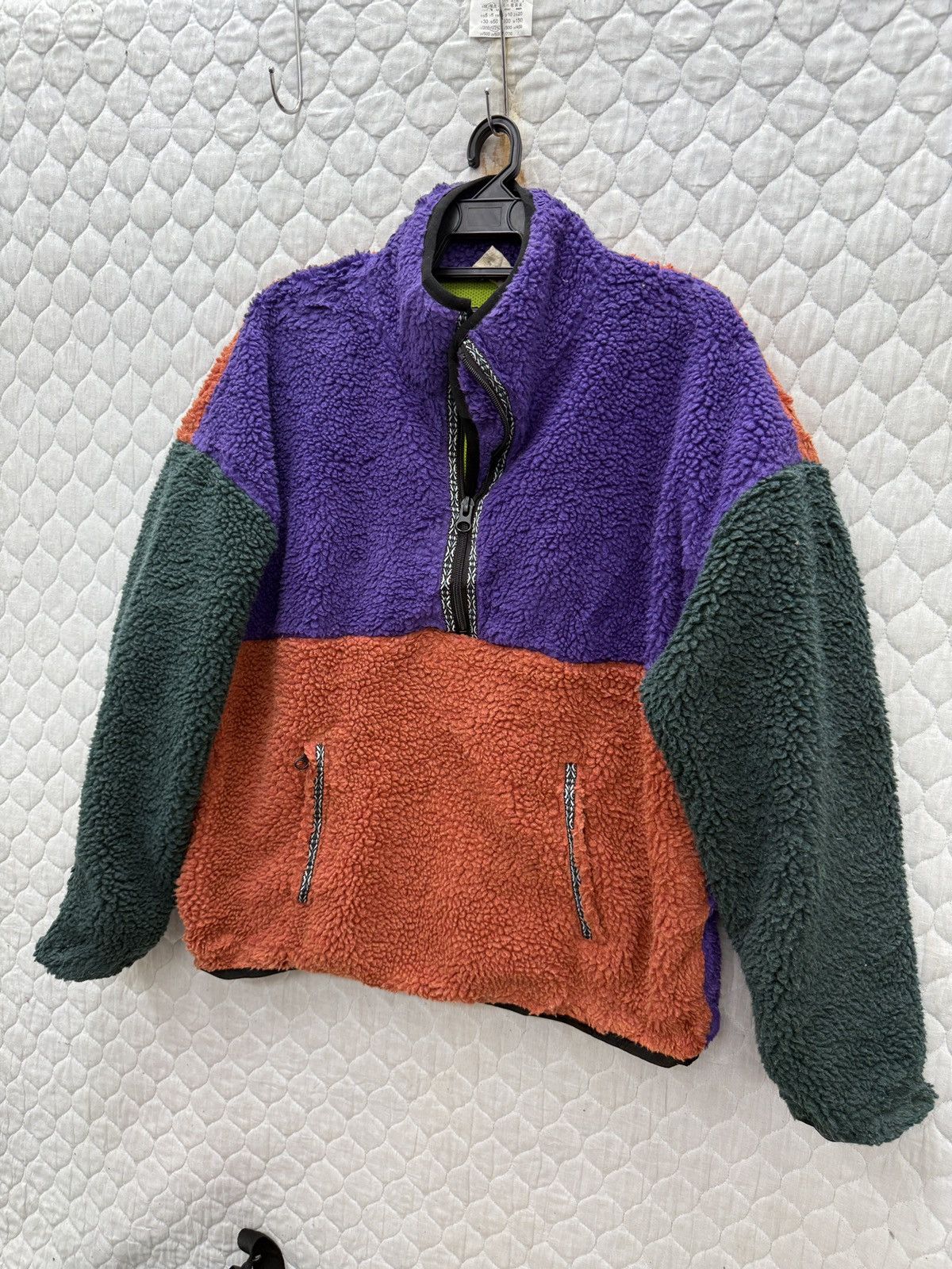 Japanese Brand 🔥🔥💥STEALS TITICACA DEEP PILE PULLOVER Size M / US 6-8 / IT 42-44 - 3 Thumbnail