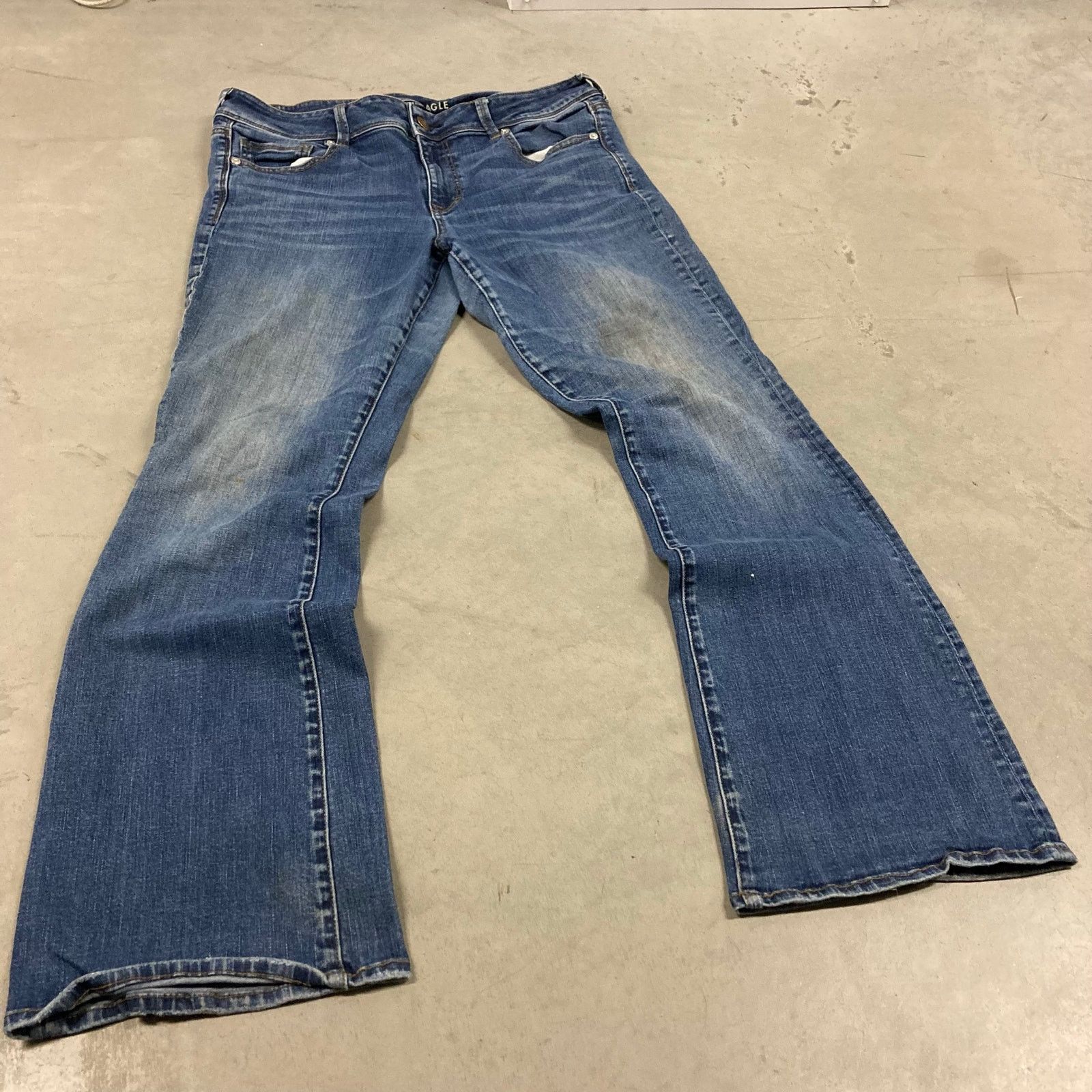 American Eagle Outfitters American eagle bootcut flare jeans 34x31 Size 38" / US 16 / IT 52 - 1 Thumbnail
