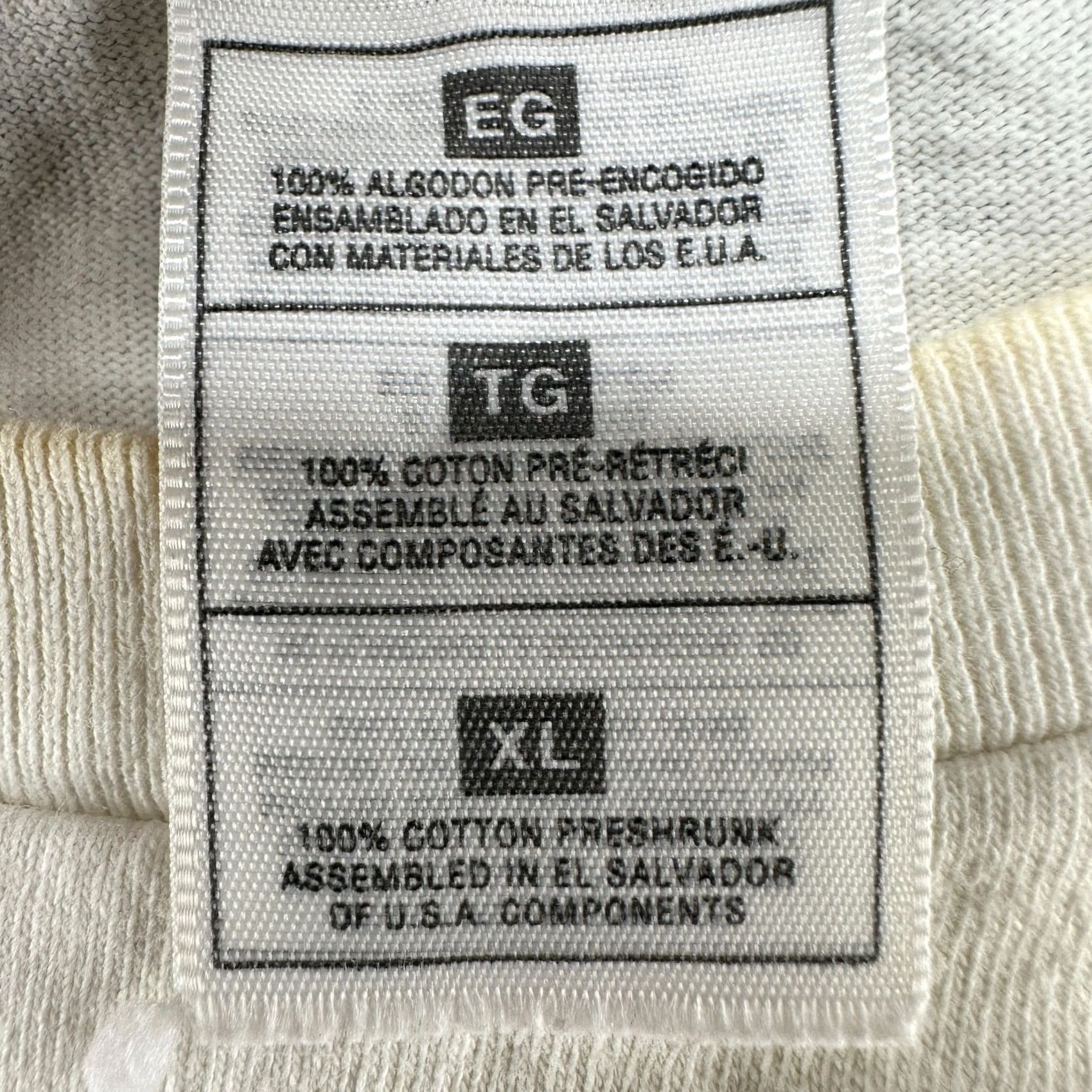 Fruit Of The Loom VINTAGE This Guy Is Pulitzer Material Shirt Mens XL White Computer Cubicle 90s Size US XL / EU 56 / 4 - 7 Thumbnail